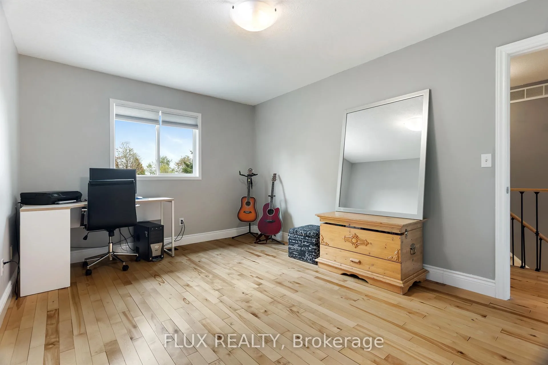 Photo 23 of 1 Hilltop Drive, North Dumfries — HOMEH