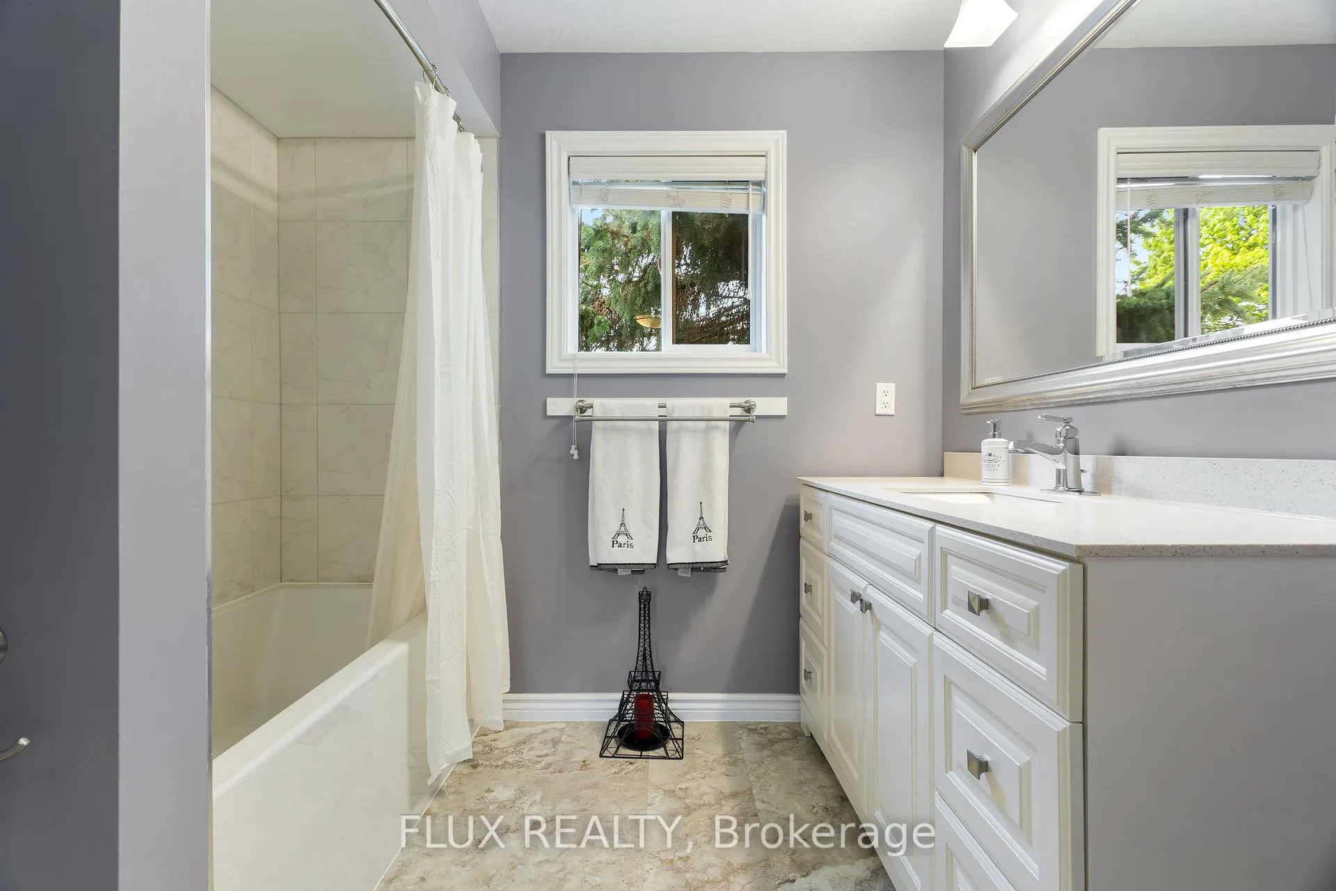 Photo 31 of 1 Hilltop Drive, North Dumfries — HOMEH