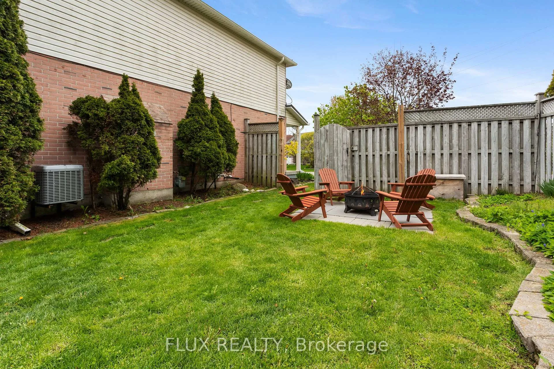 Photo 39 of 1 Hilltop Drive, North Dumfries — HOMEH