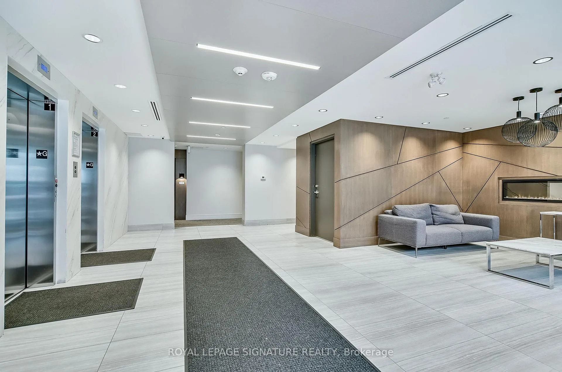 Photo 2 of Unit 207, 16 Markle Crescent, Hamilton, Ancaster — HOMEH
