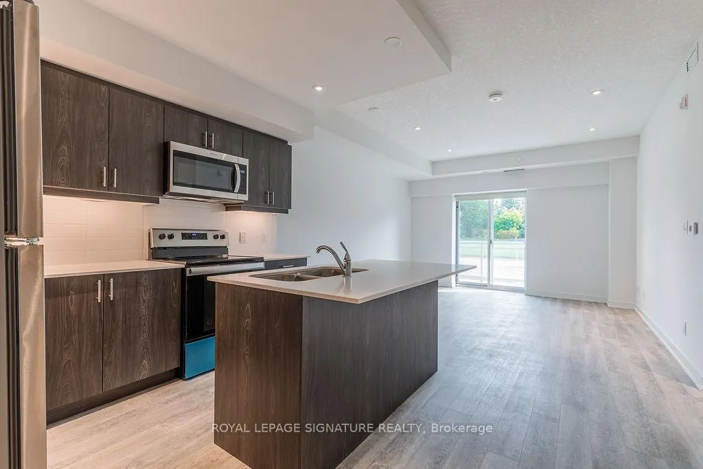 Photo 4 of Unit 207, 16 Markle Crescent, Hamilton, Ancaster — HOMEH