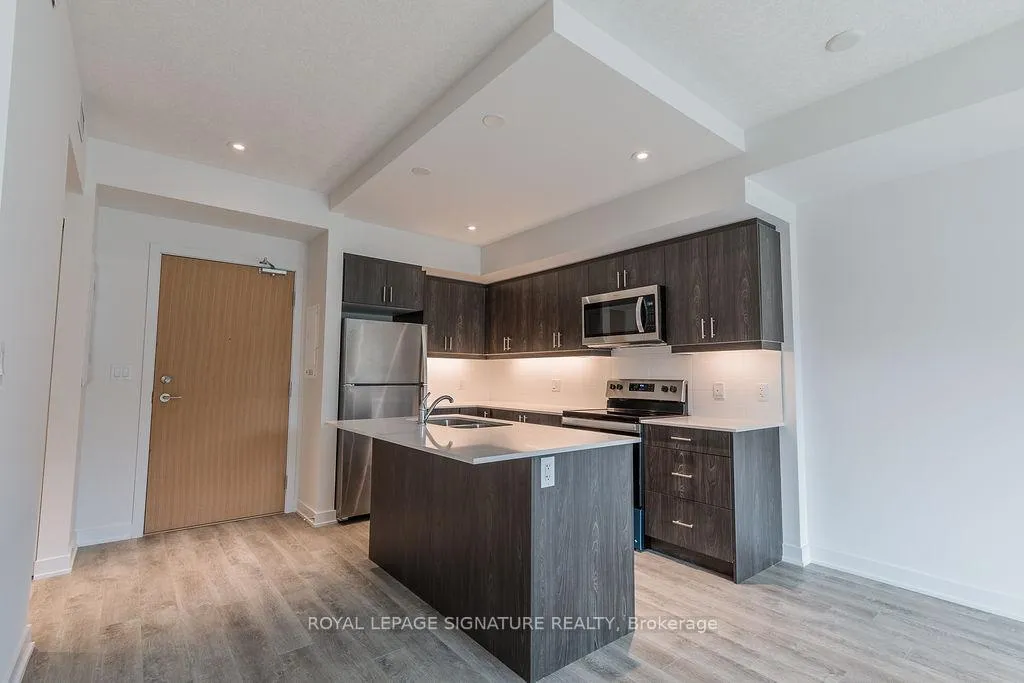 Photo 6 of Unit 207, 16 Markle Crescent, Hamilton, Ancaster — HOMEH