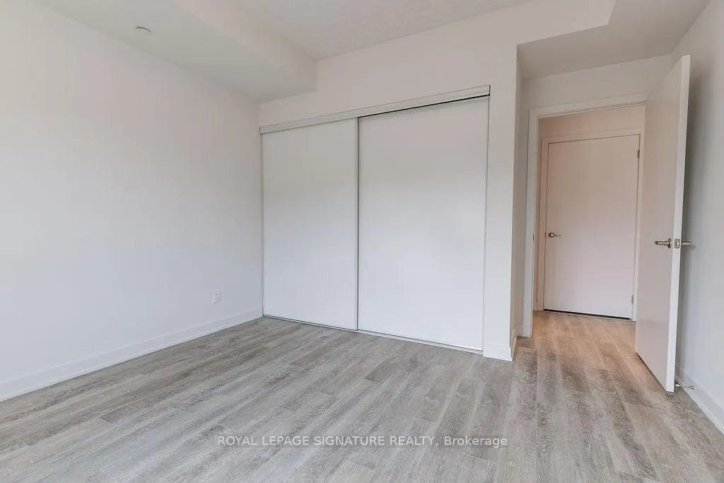 Photo 10 of Unit 207, 16 Markle Crescent, Hamilton, Ancaster — HOMEH