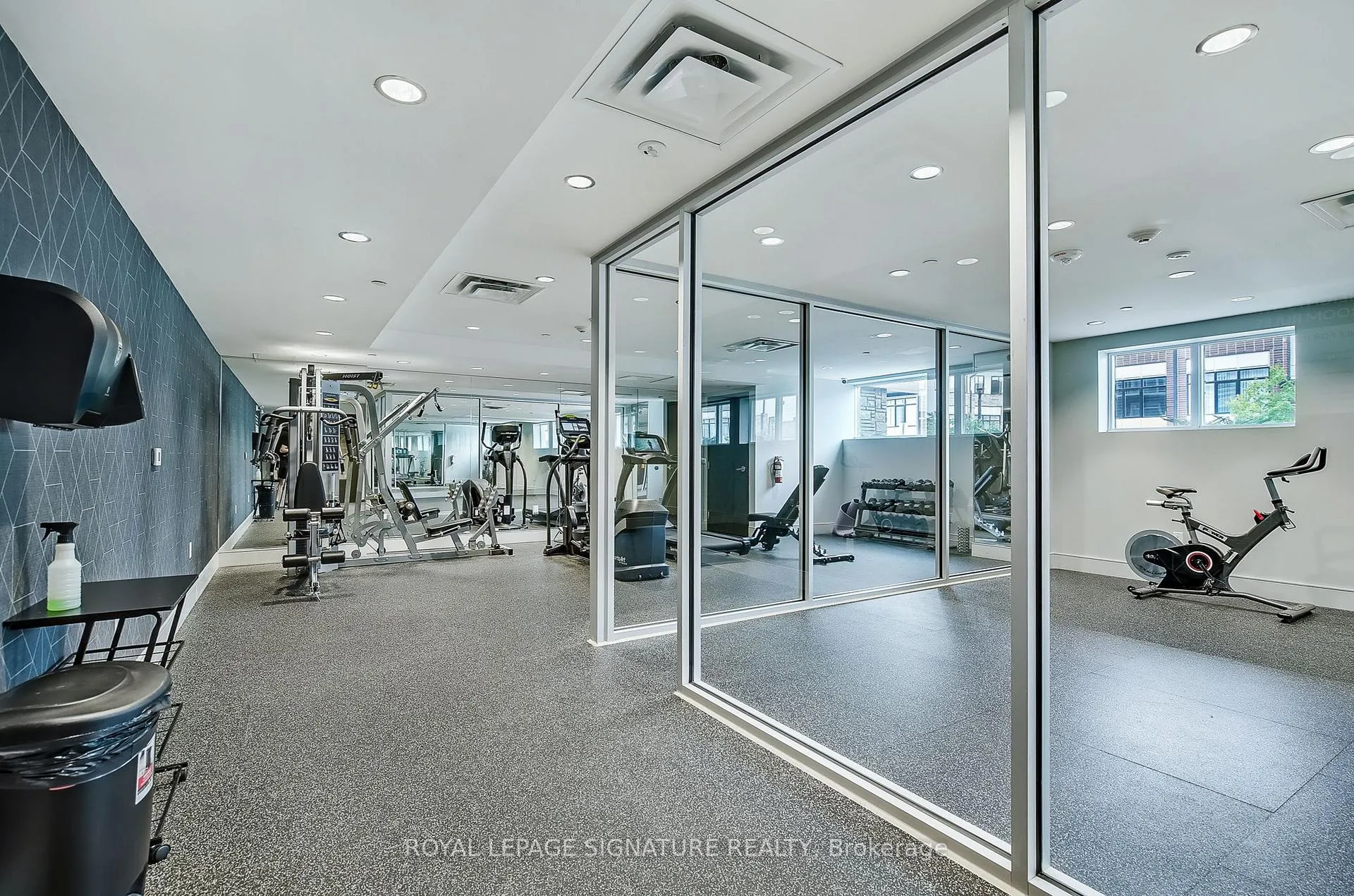 Photo 15 of Unit 207, 16 Markle Crescent, Hamilton, Ancaster — HOMEH