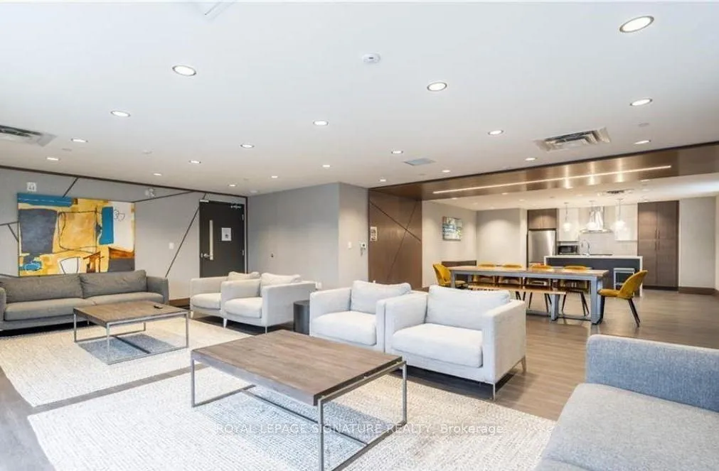 Photo 18 of Unit 207, 16 Markle Crescent, Hamilton, Ancaster — HOMEH