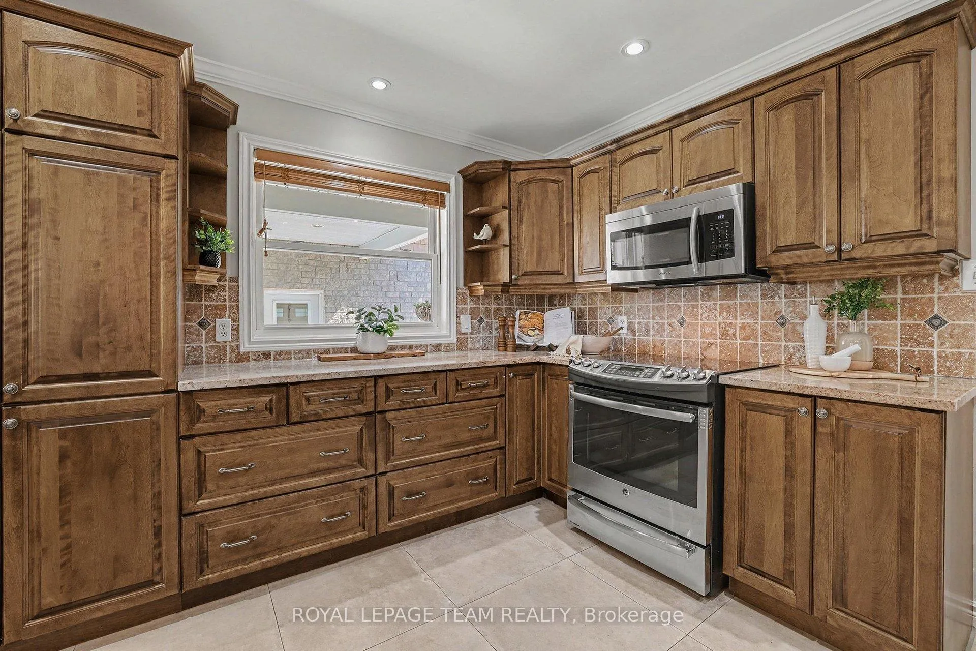 Photo 12 of 6343 Proven Line Road, Ottawa, Rideau Twp South To Roger Stevens Drive — HOMEH
