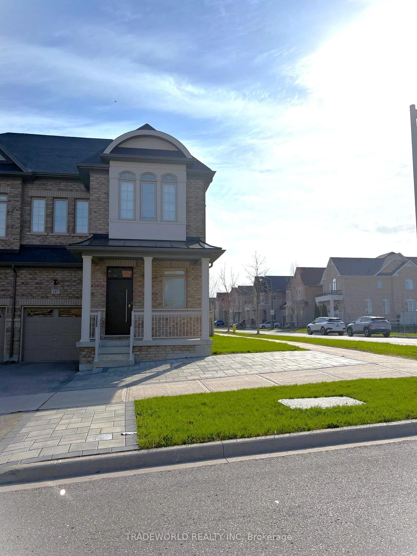 Photo 2 of 197 Harbord Street, Markham, Berczy — HOMEH