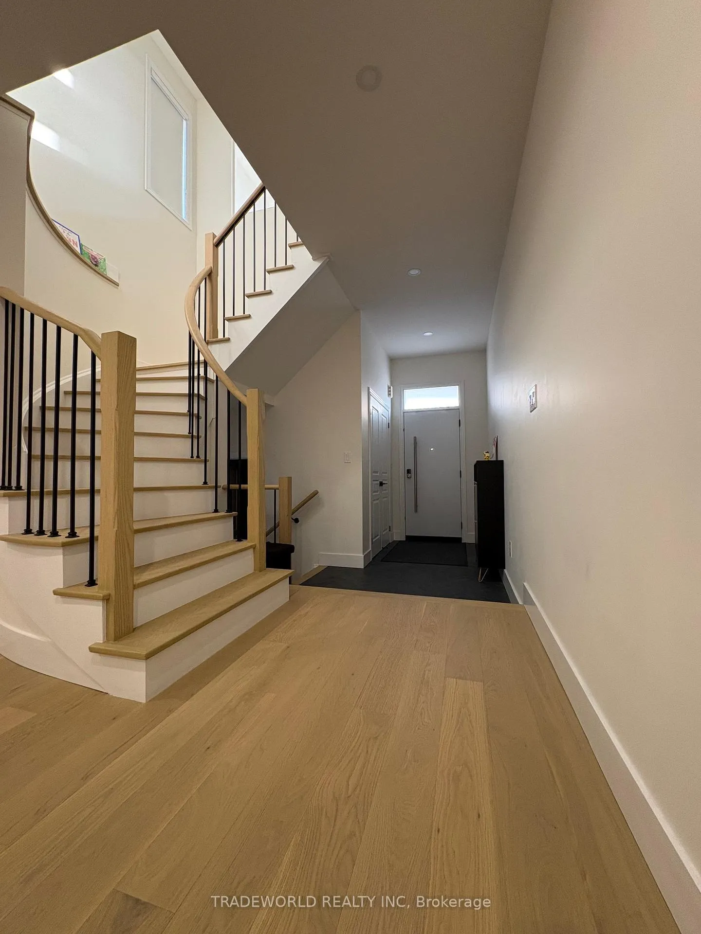 Photo 3 of 197 Harbord Street, Markham, Berczy — HOMEH