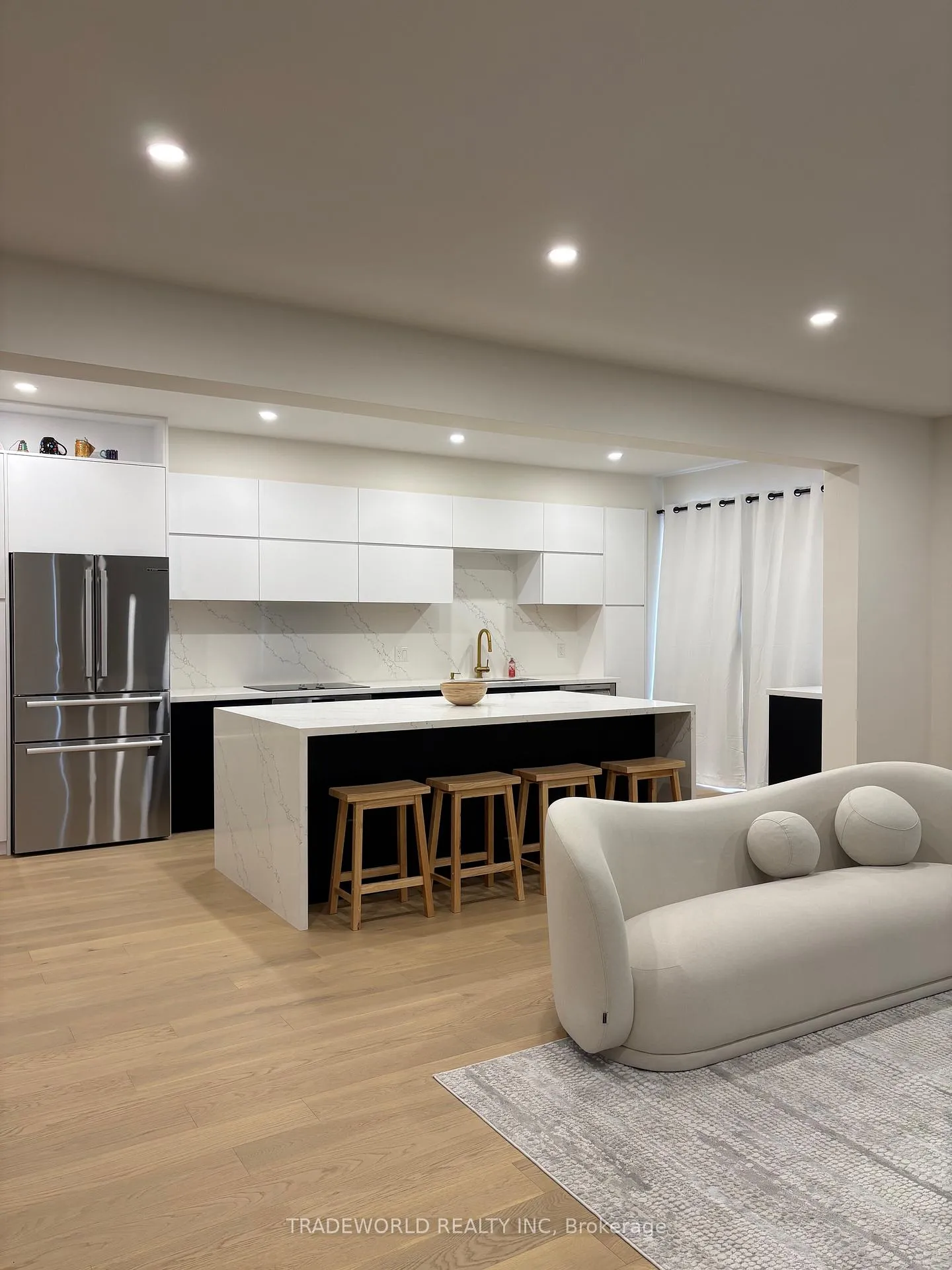 Photo 9 of 197 Harbord Street, Markham, Berczy — HOMEH