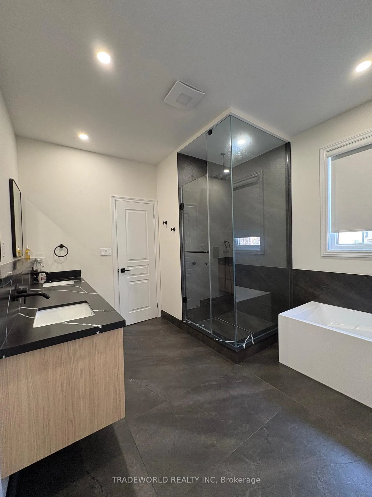 Photo 16 of 197 Harbord Street, Markham, Berczy — HOMEH