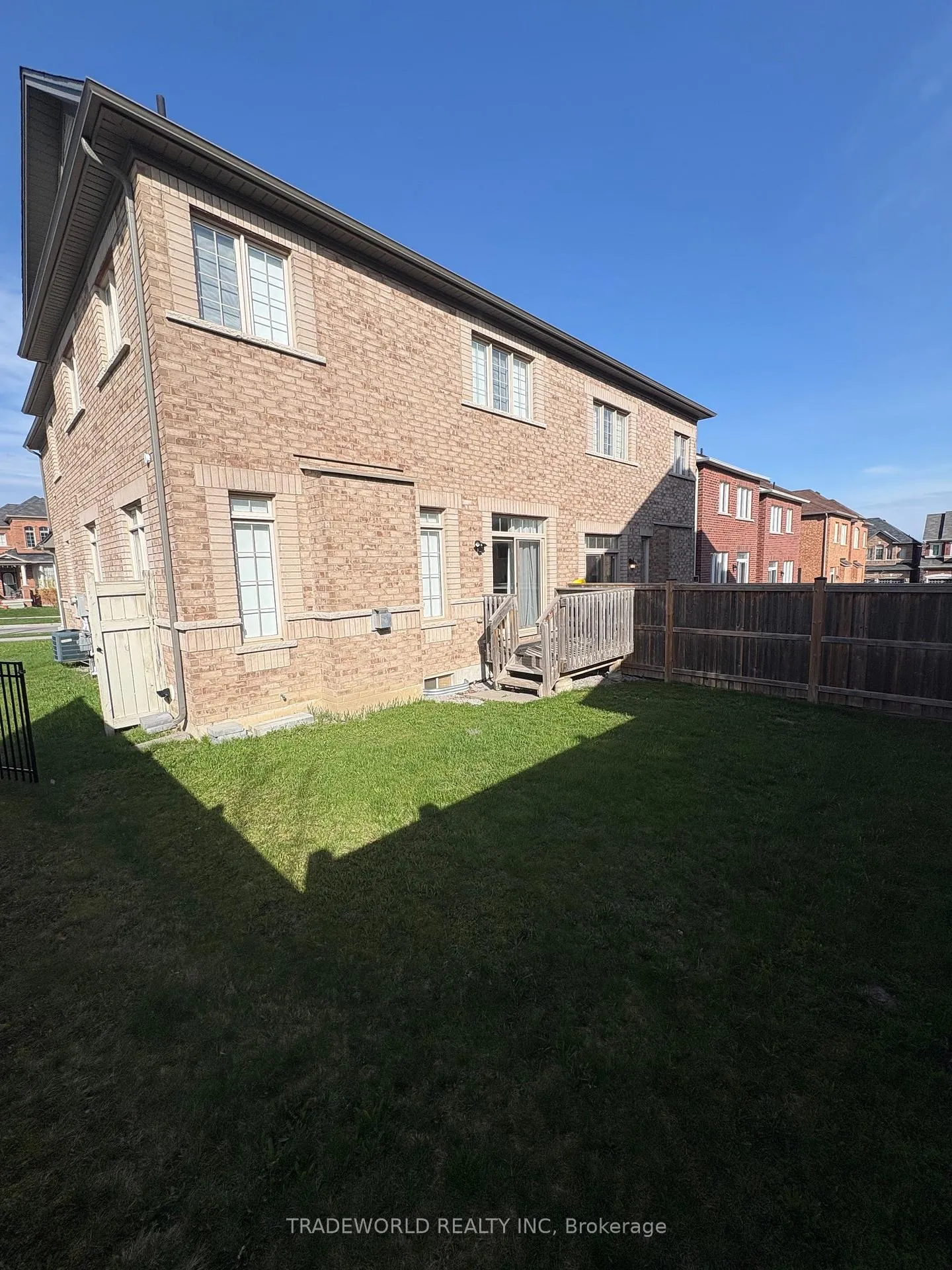 Photo 22 of 197 Harbord Street, Markham, Berczy — HOMEH