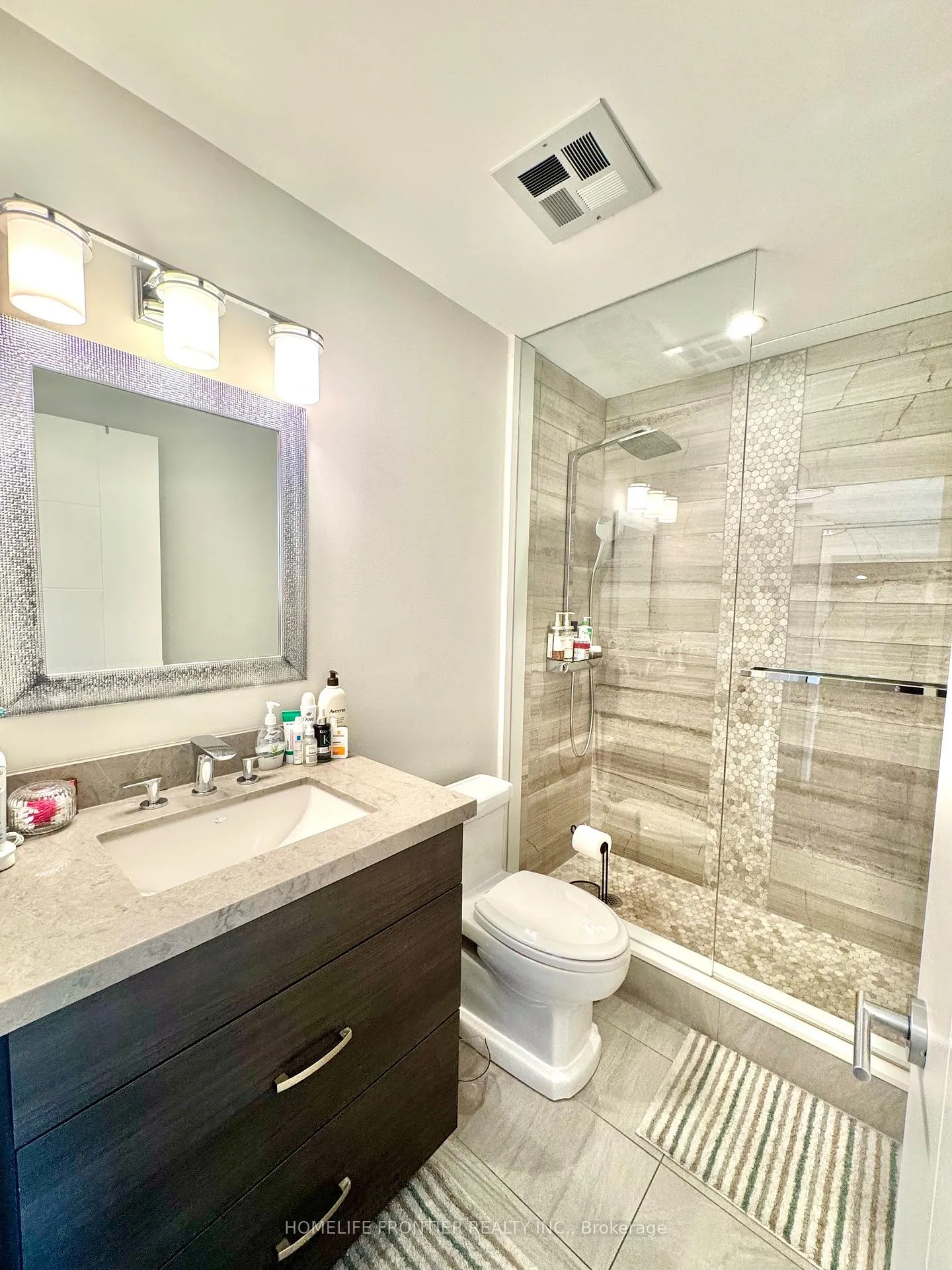 Photo 3 of Unit 2106, 2900 Highway 7 Road, Vaughan, Concord — HOMEH