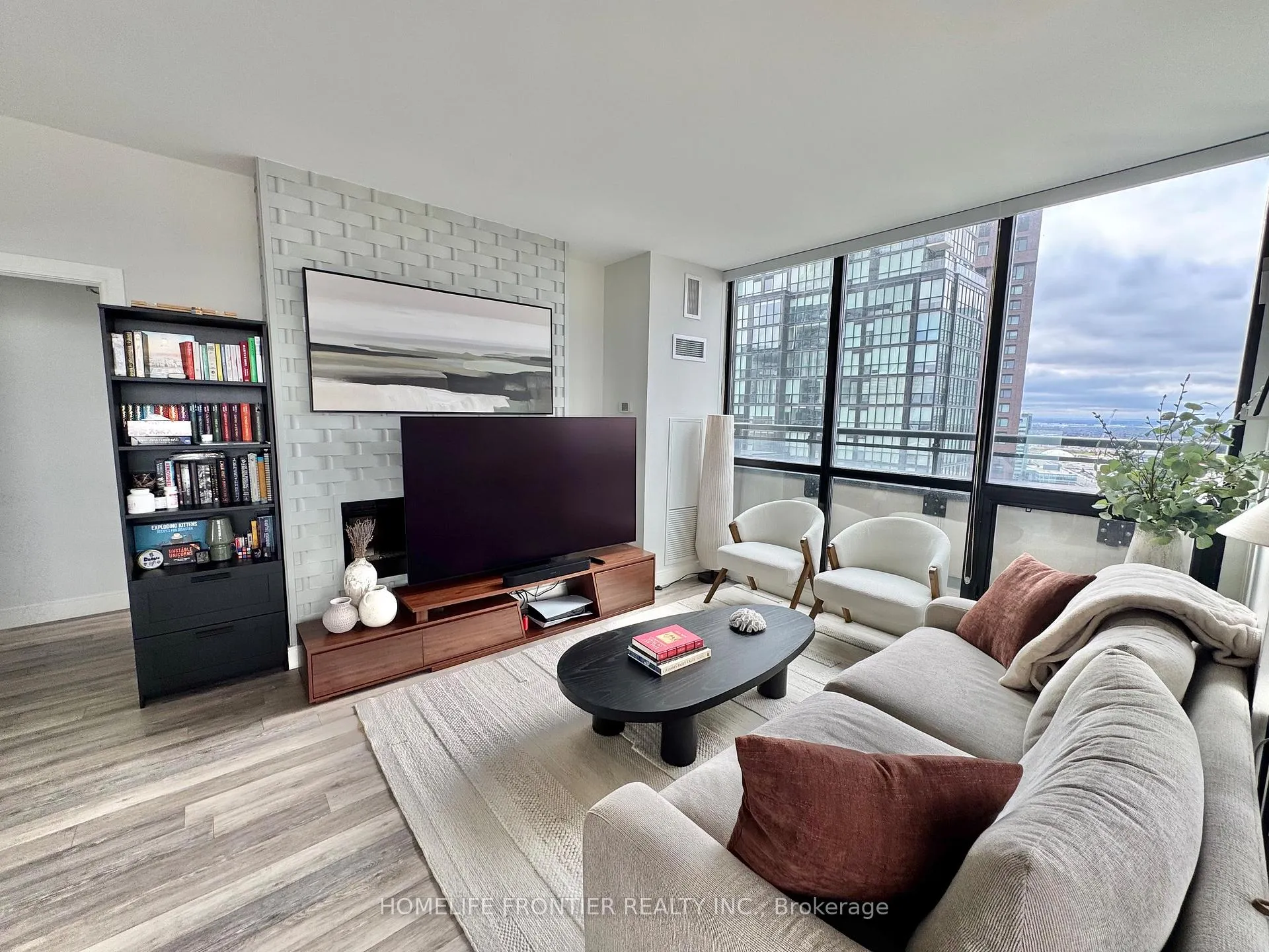 Photo 14 of Unit 2106, 2900 Highway 7 Road, Vaughan, Concord — HOMEH