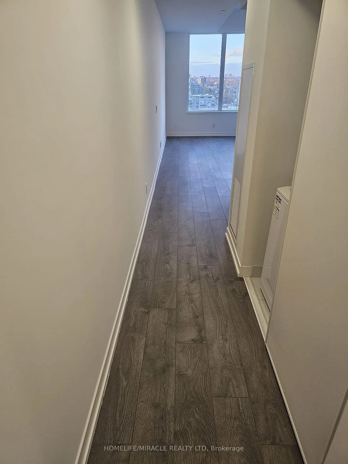 Photo 9 of Unit 1118, 270 Dufferin Street, Toronto, South Parkdale — HOMEH