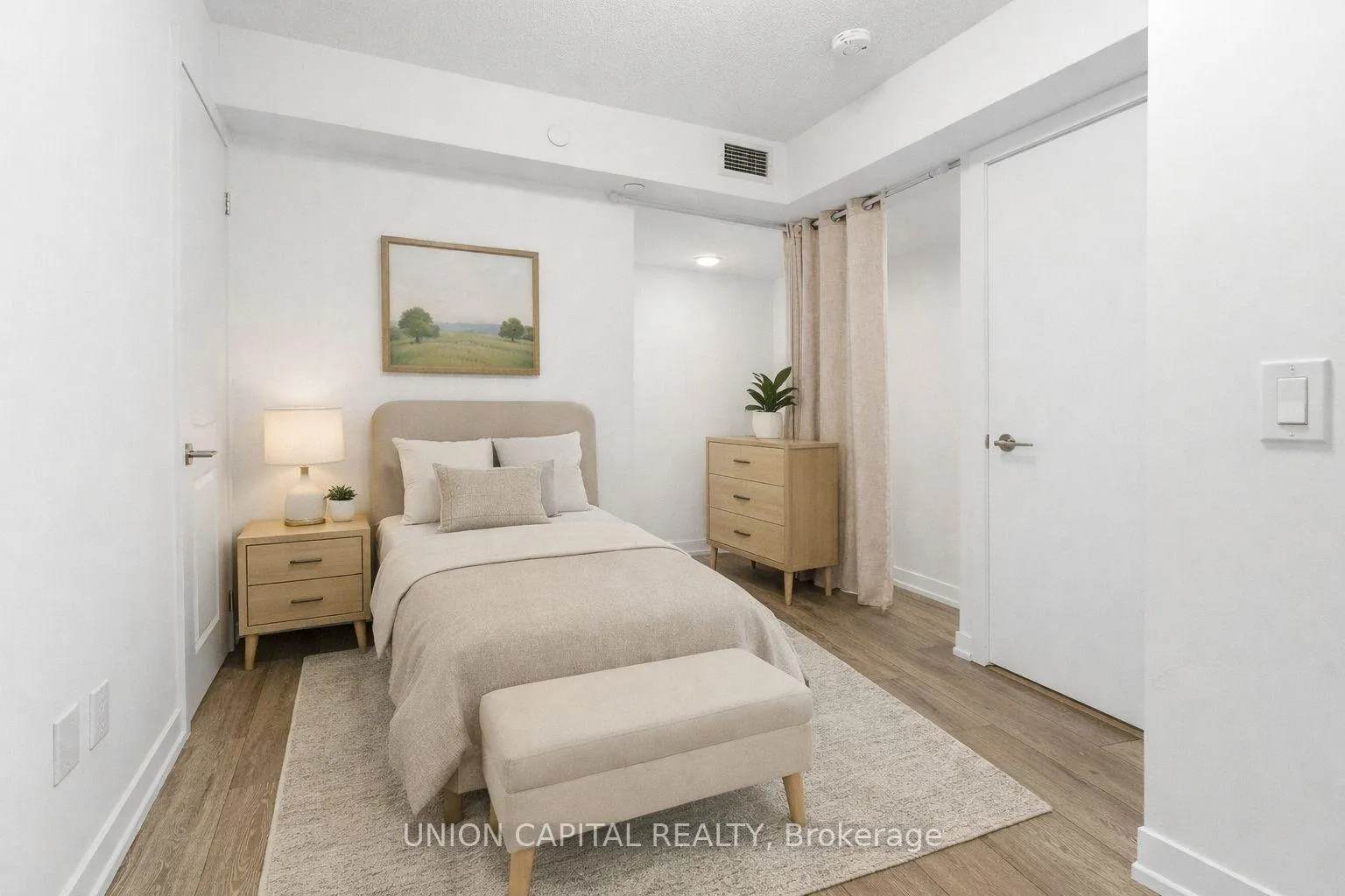 Photo 2 of Unit 1403, 1455 Celebration Drive, Pickering, Bay Ridges — HOMEH