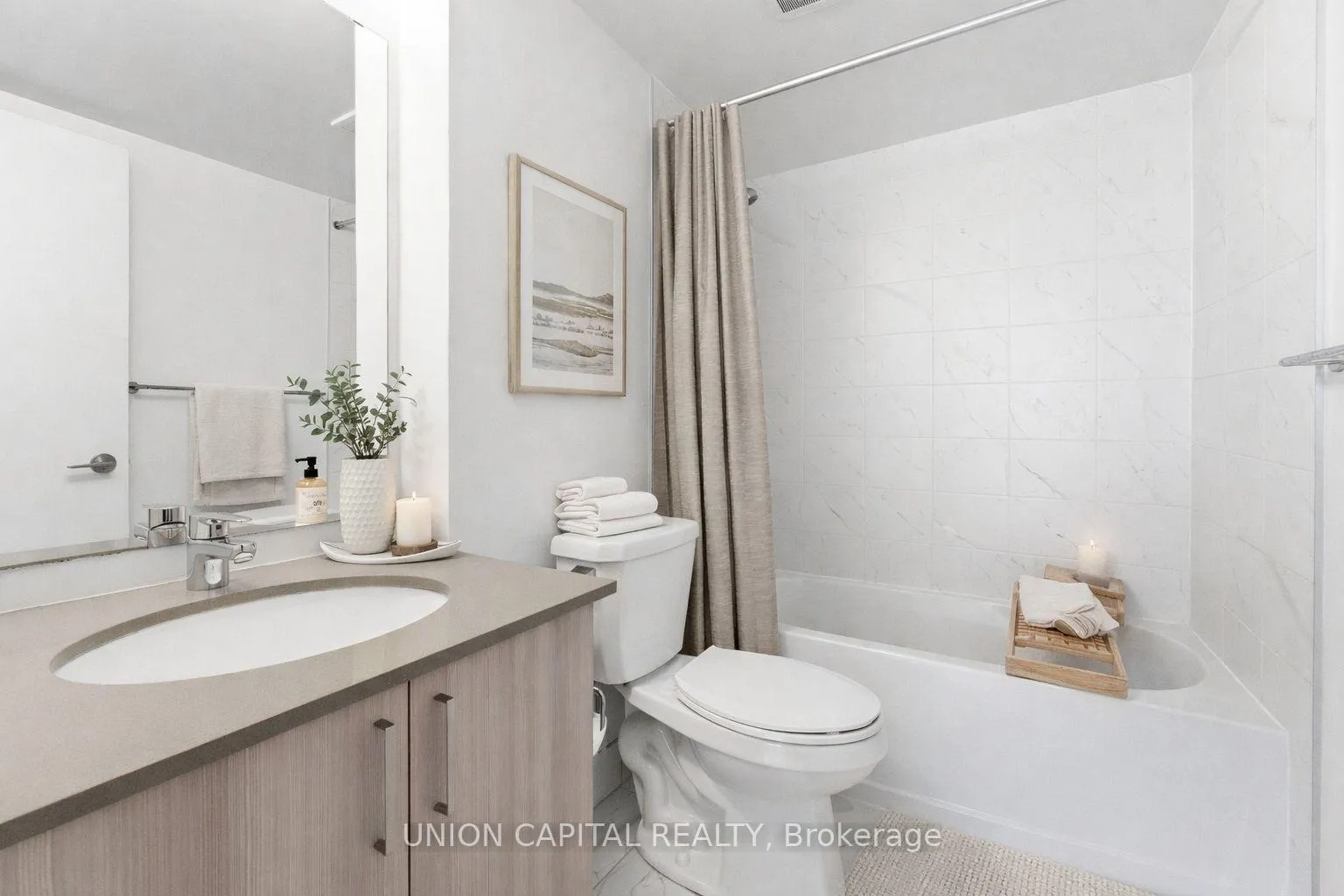 Photo 4 of Unit 1403, 1455 Celebration Drive, Pickering, Bay Ridges — HOMEH