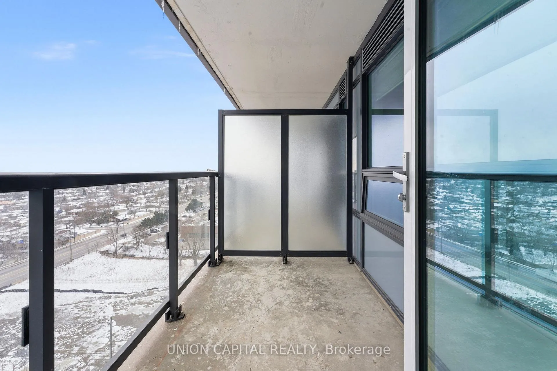Photo 14 of Unit 1403, 1455 Celebration Drive, Pickering, Bay Ridges — HOMEH
