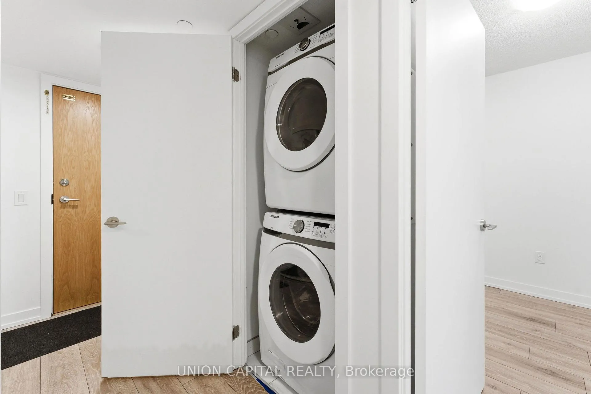 Photo 18 of Unit 1403, 1455 Celebration Drive, Pickering, Bay Ridges — HOMEH