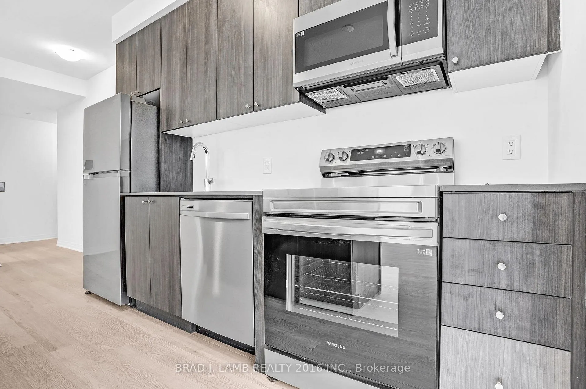 Photo 8 of Unit 507, 490 Gordon Krantz Avenue, Milton, Walker — HOMEH