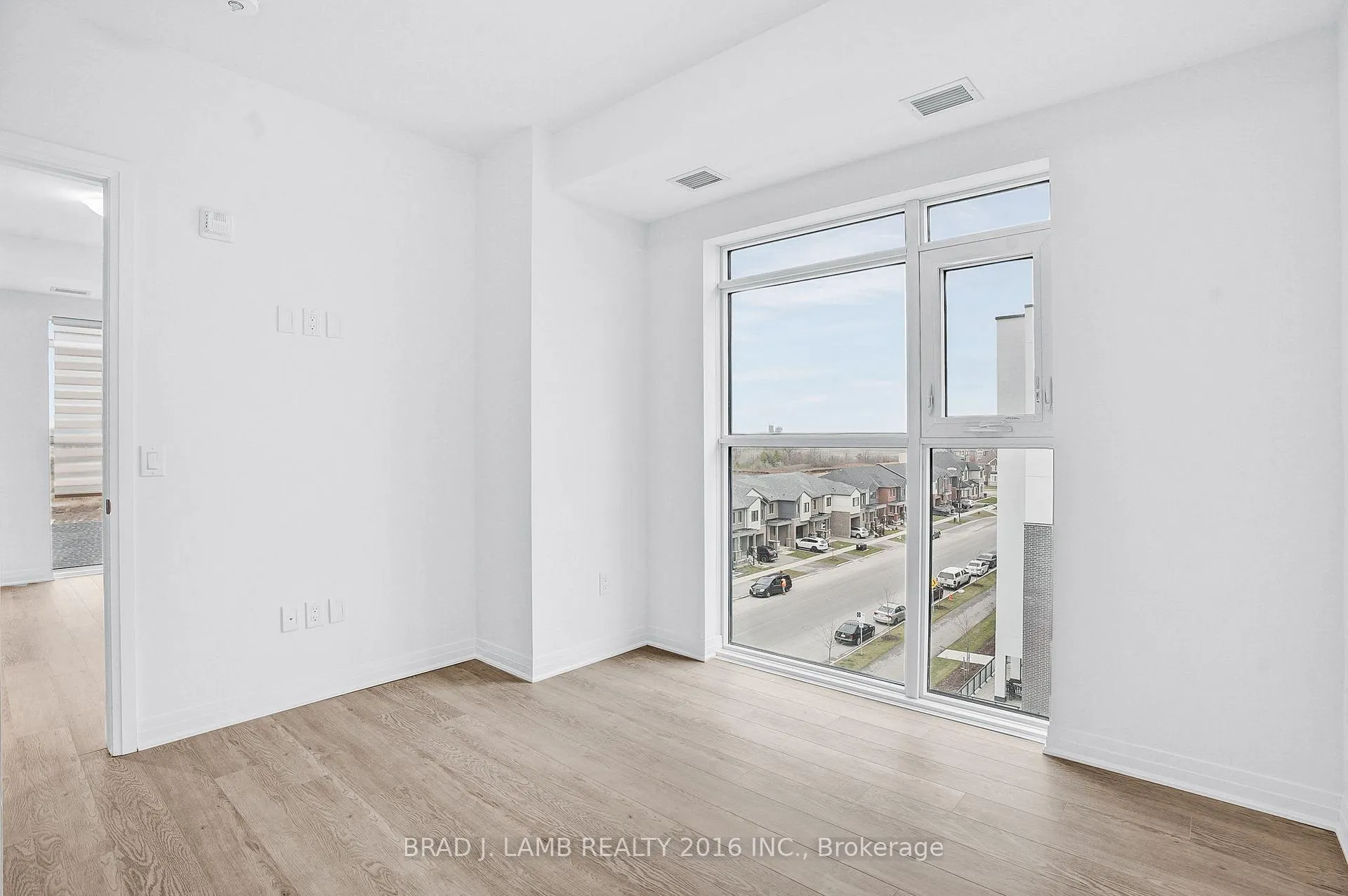 Photo 15 of Unit 507, 490 Gordon Krantz Avenue, Milton, Walker — HOMEH