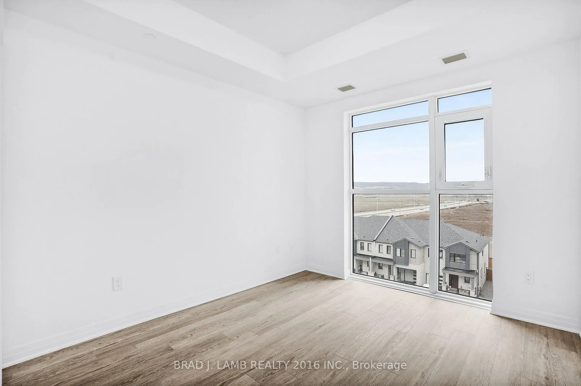 Photo 16 of Unit 507, 490 Gordon Krantz Avenue, Milton, Walker — HOMEH