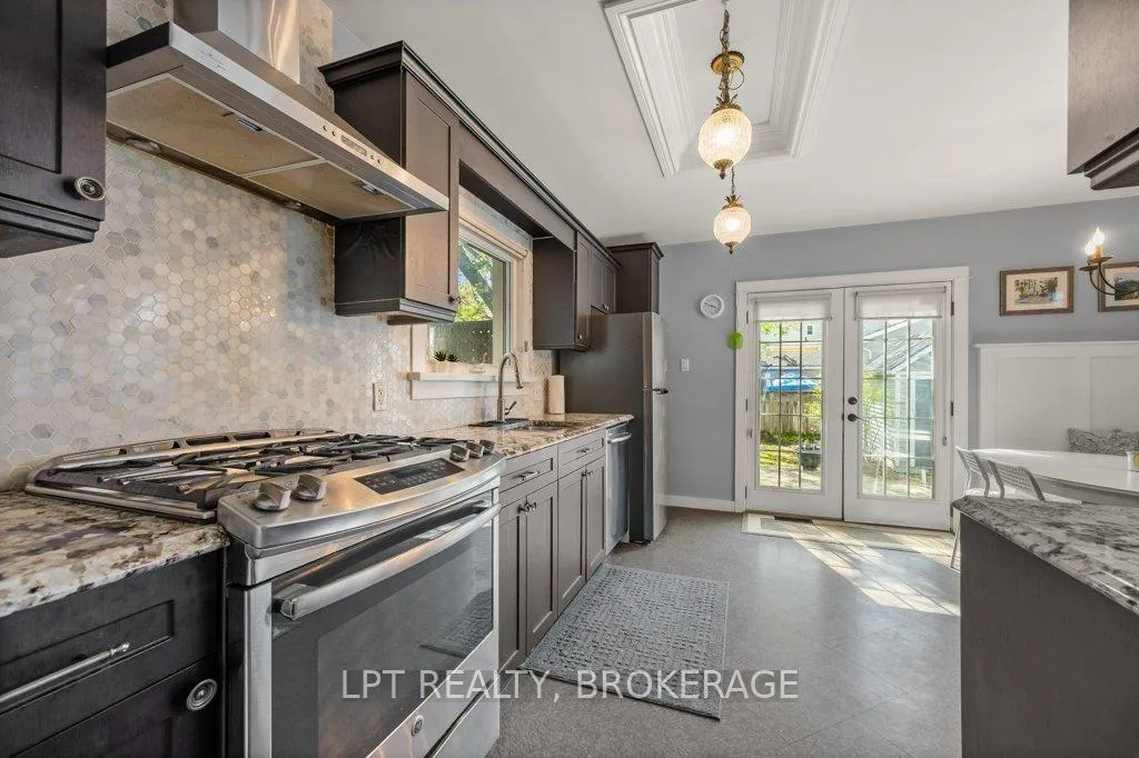 Photo 10 of 570 Frontenac Street, Kingston, East of Sir John A. Blvd — HOMEH