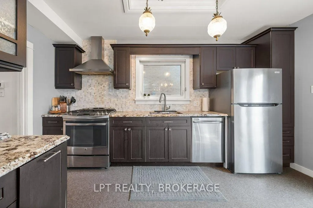 Photo 11 of 570 Frontenac Street, Kingston, East of Sir John A. Blvd — HOMEH