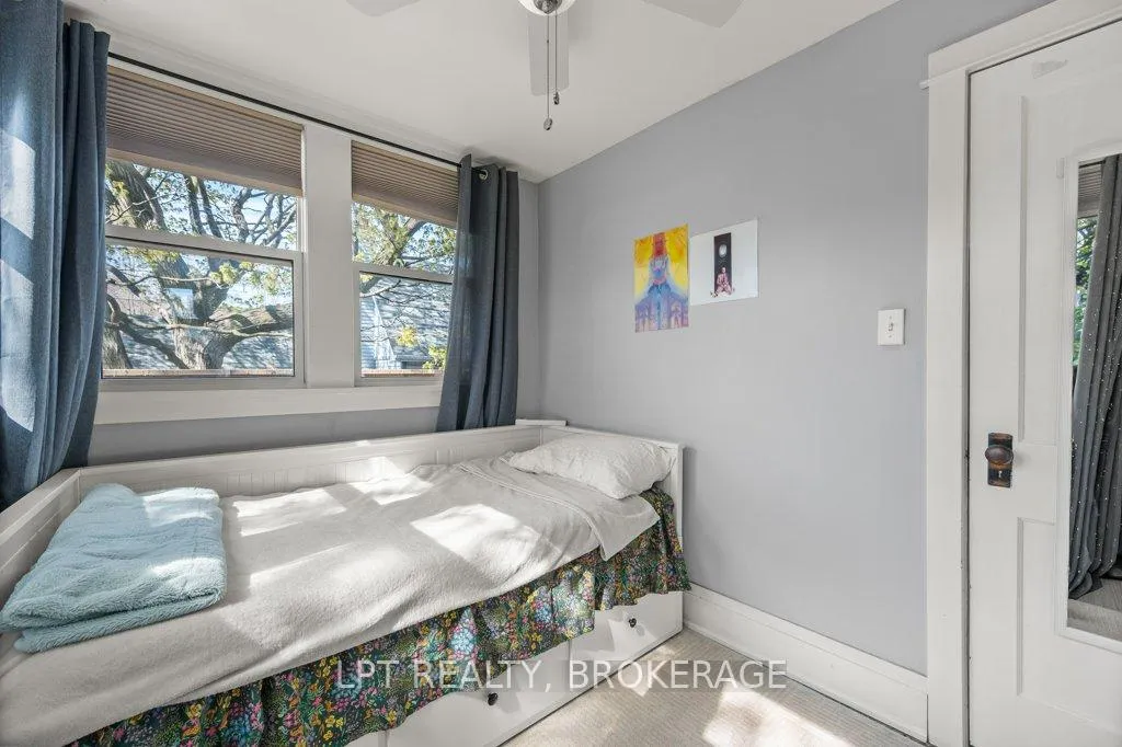 Photo 23 of 570 Frontenac Street, Kingston, East of Sir John A. Blvd — HOMEH
