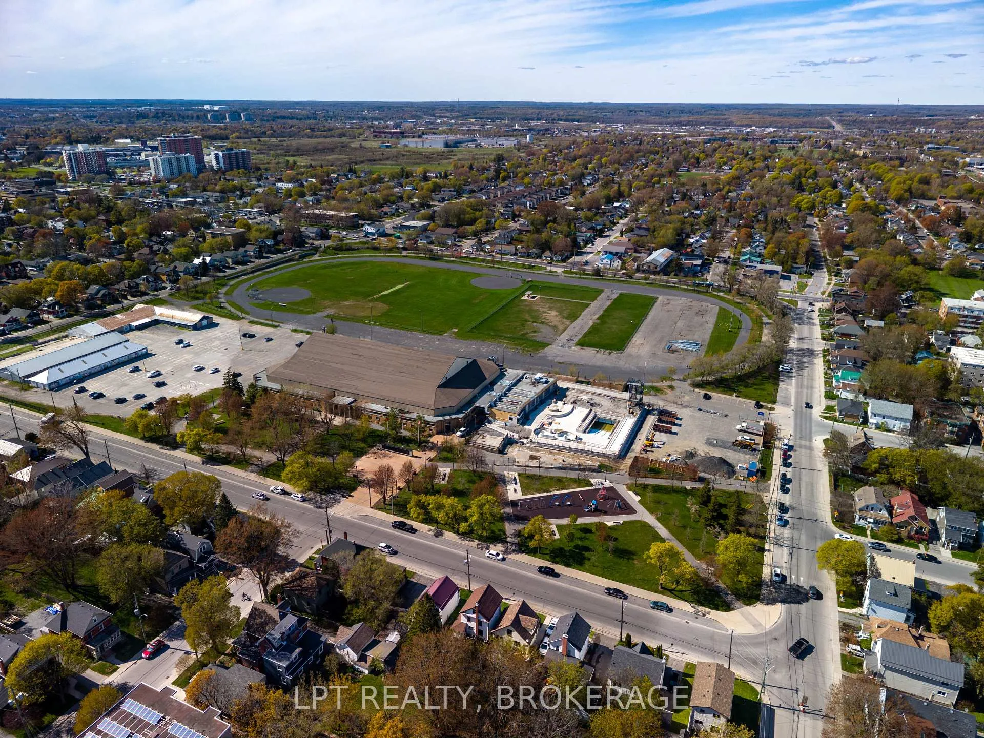 Photo 42 of 570 Frontenac Street, Kingston, East of Sir John A. Blvd — HOMEH