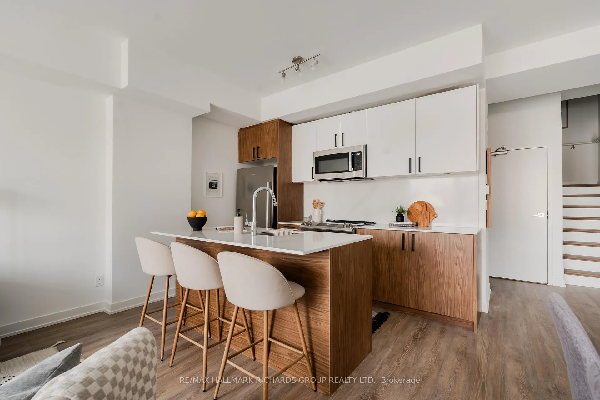 Photo 4 of Unit 35, 35 Birchcliff Avenue, Scarborough, Birchcliffe-Cliffside — HOMEH