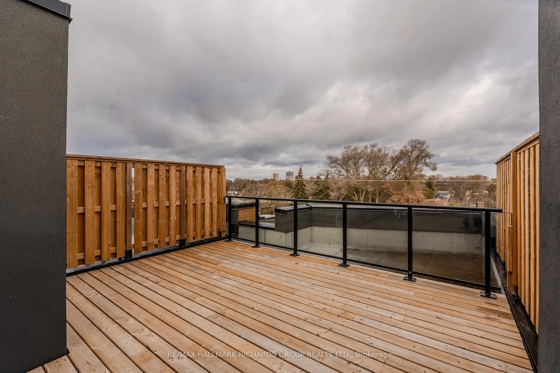 Photo 12 of Unit 35, 35 Birchcliff Avenue, Scarborough, Birchcliffe-Cliffside — HOMEH