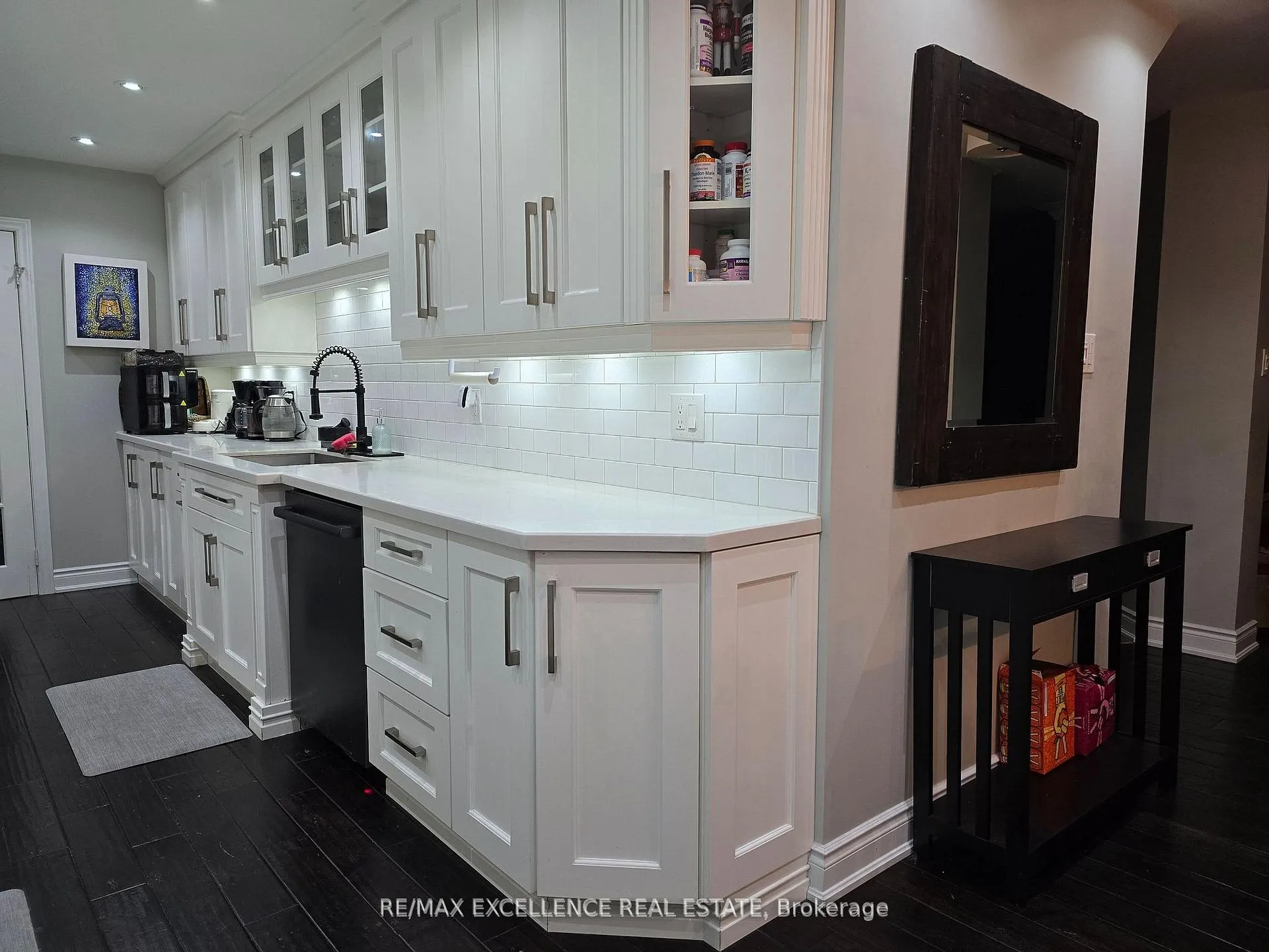 Photo 4 of Unit ( Upper Only ), 50 Elizabeth Street, Brampton, Downtown Brampton — HOMEH