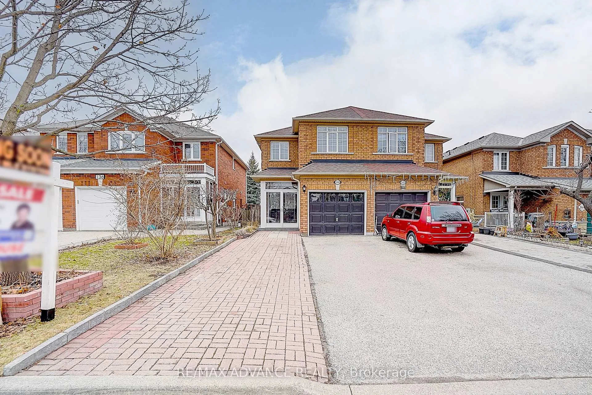 Photo 2 of 140 Vanguard Road, Vaughan, Patterson — HOMEH