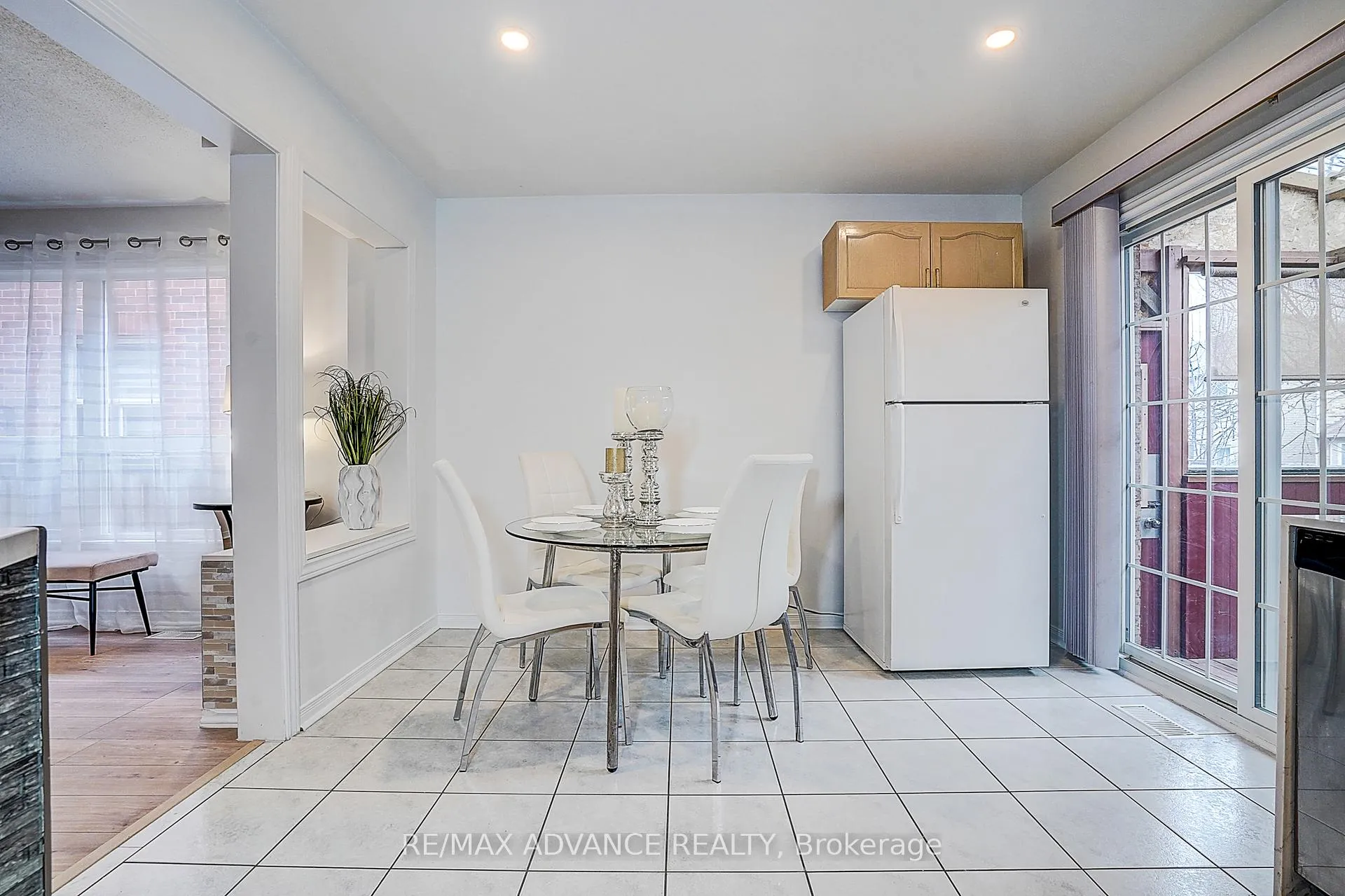 Photo 21 of 140 Vanguard Road, Vaughan, Patterson — HOMEH
