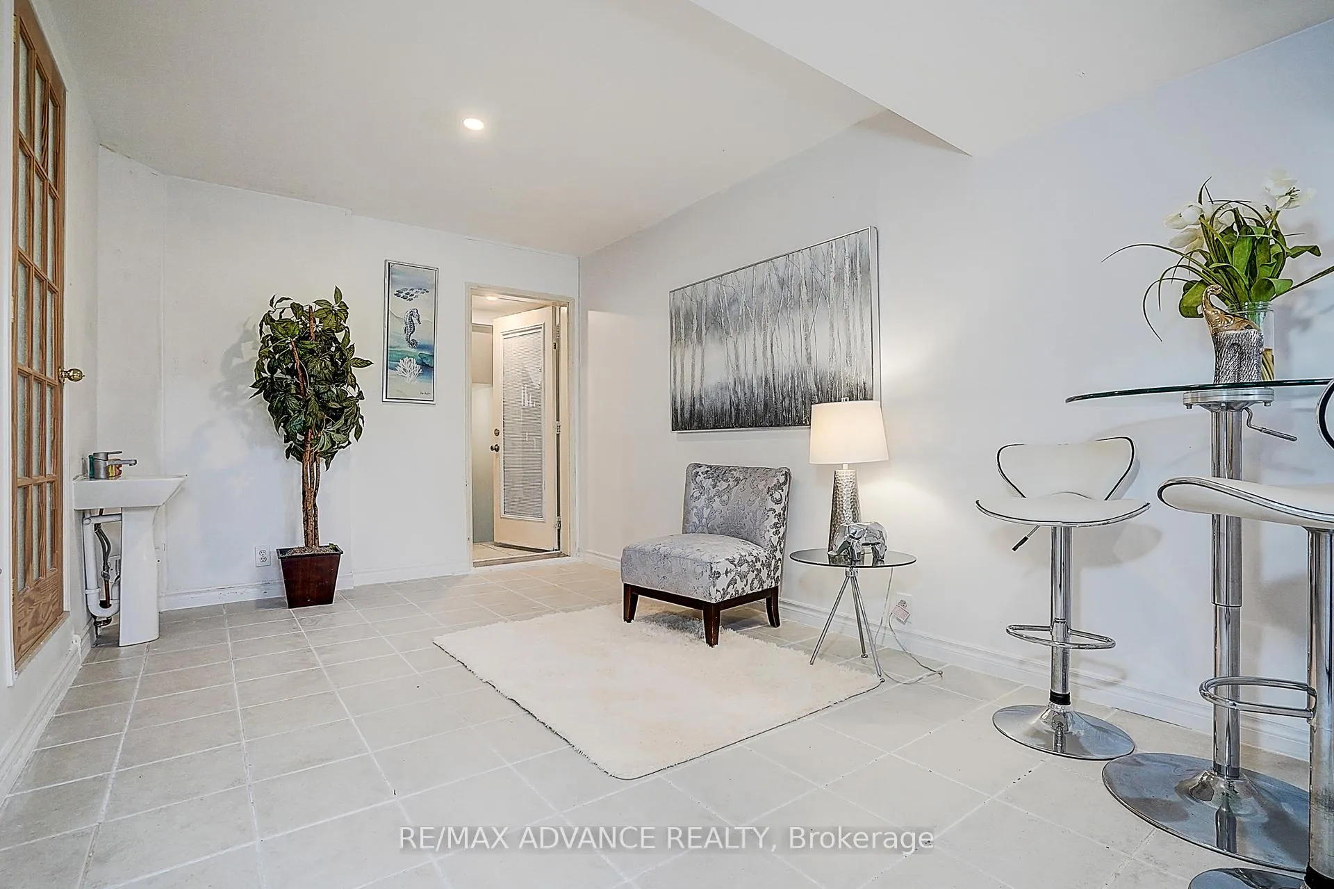 Photo 26 of 140 Vanguard Road, Vaughan, Patterson — HOMEH