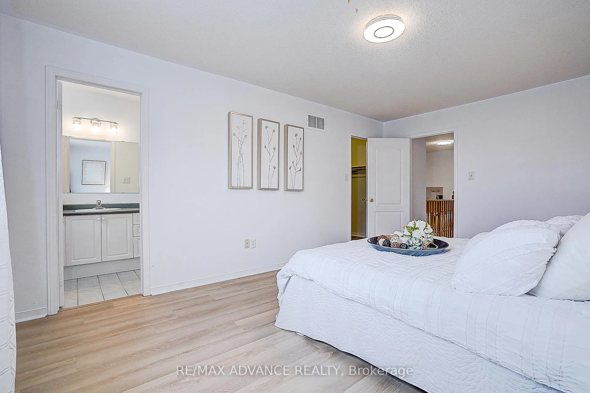 Photo 32 of 140 Vanguard Road, Vaughan, Patterson — HOMEH