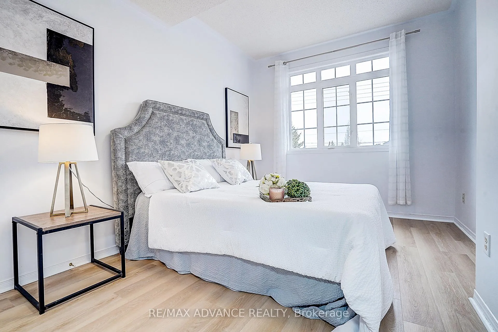 Photo 37 of 140 Vanguard Road, Vaughan, Patterson — HOMEH