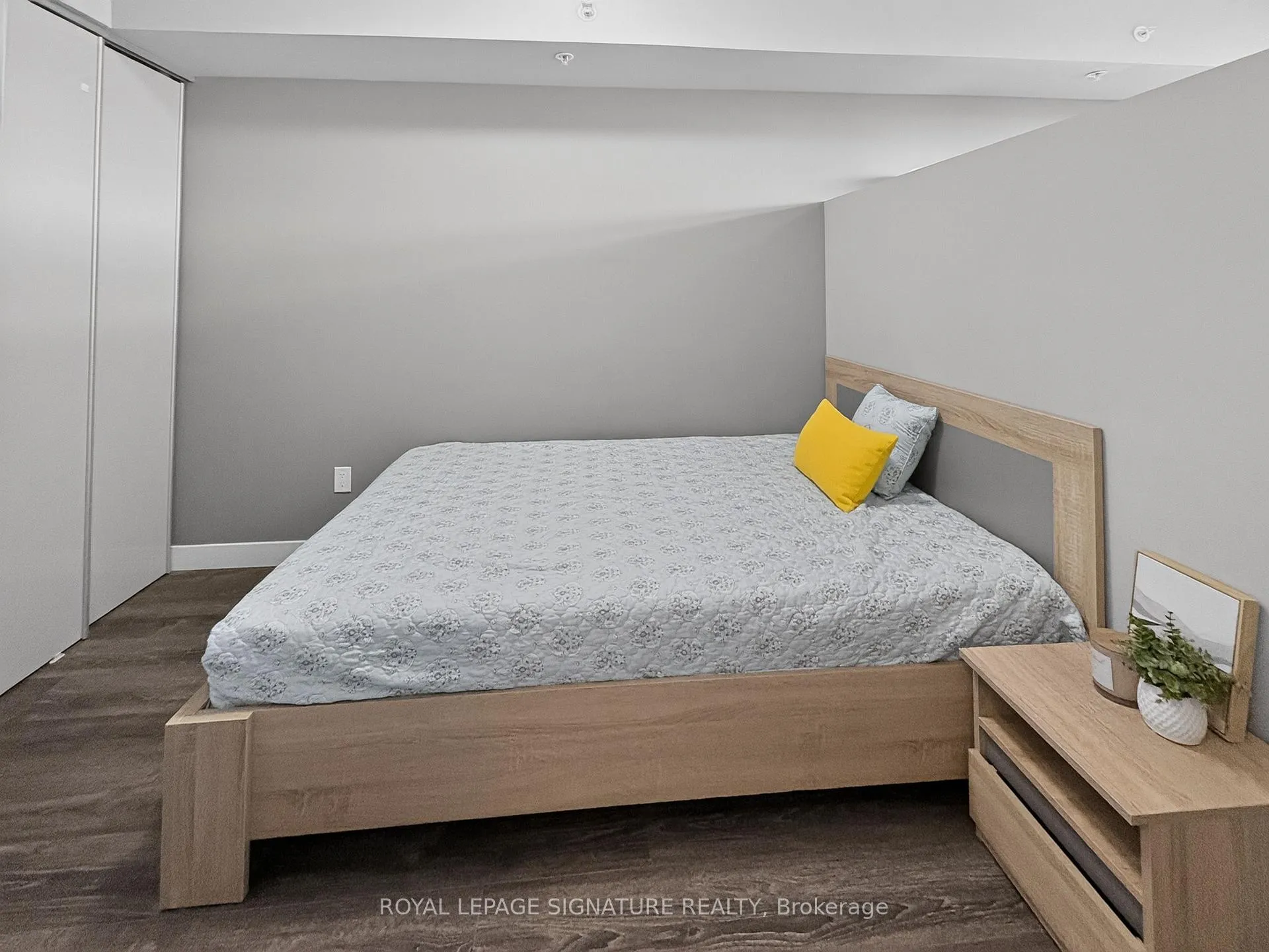 Photo 11 of Unit 431, 308 Lester Street, Waterloo — HOMEH