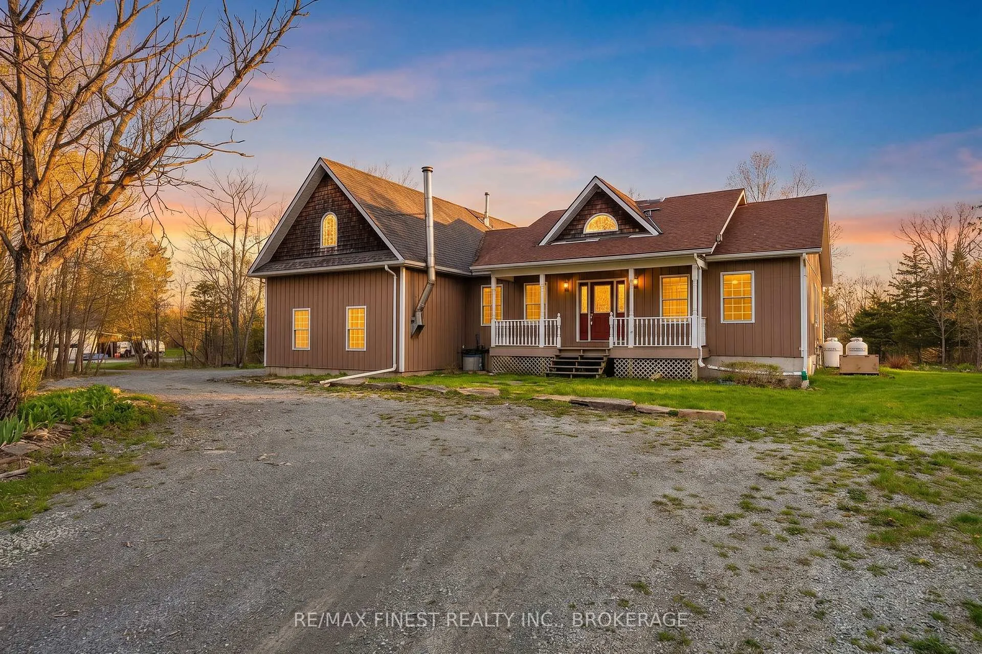 Photo 1 of 2926 Lake Road, Frontenac, Frontenac South — HOMEH