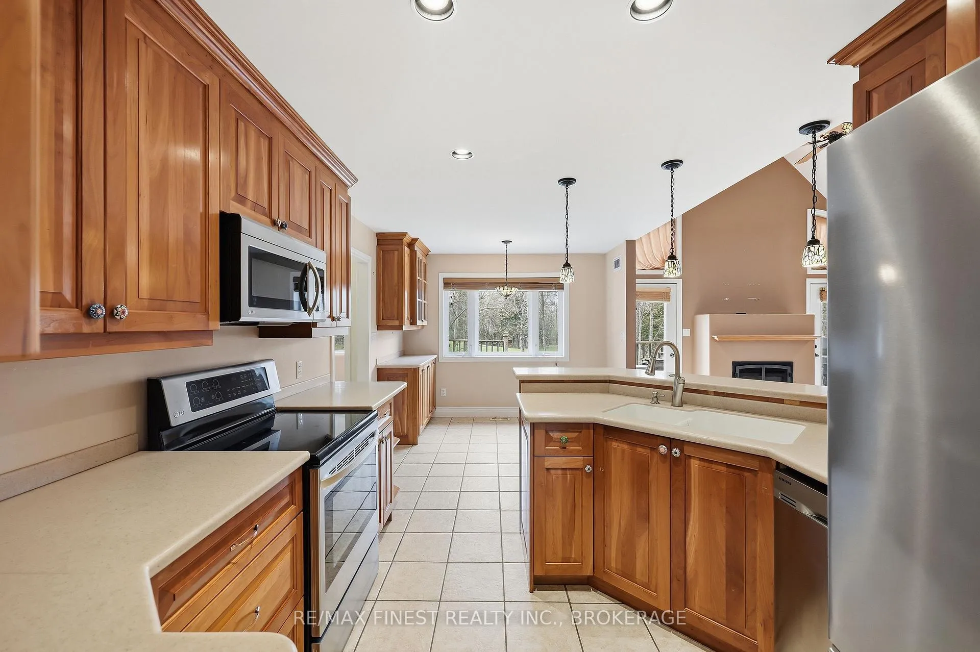 Photo 14 of 2926 Lake Road, Frontenac, Frontenac South — HOMEH