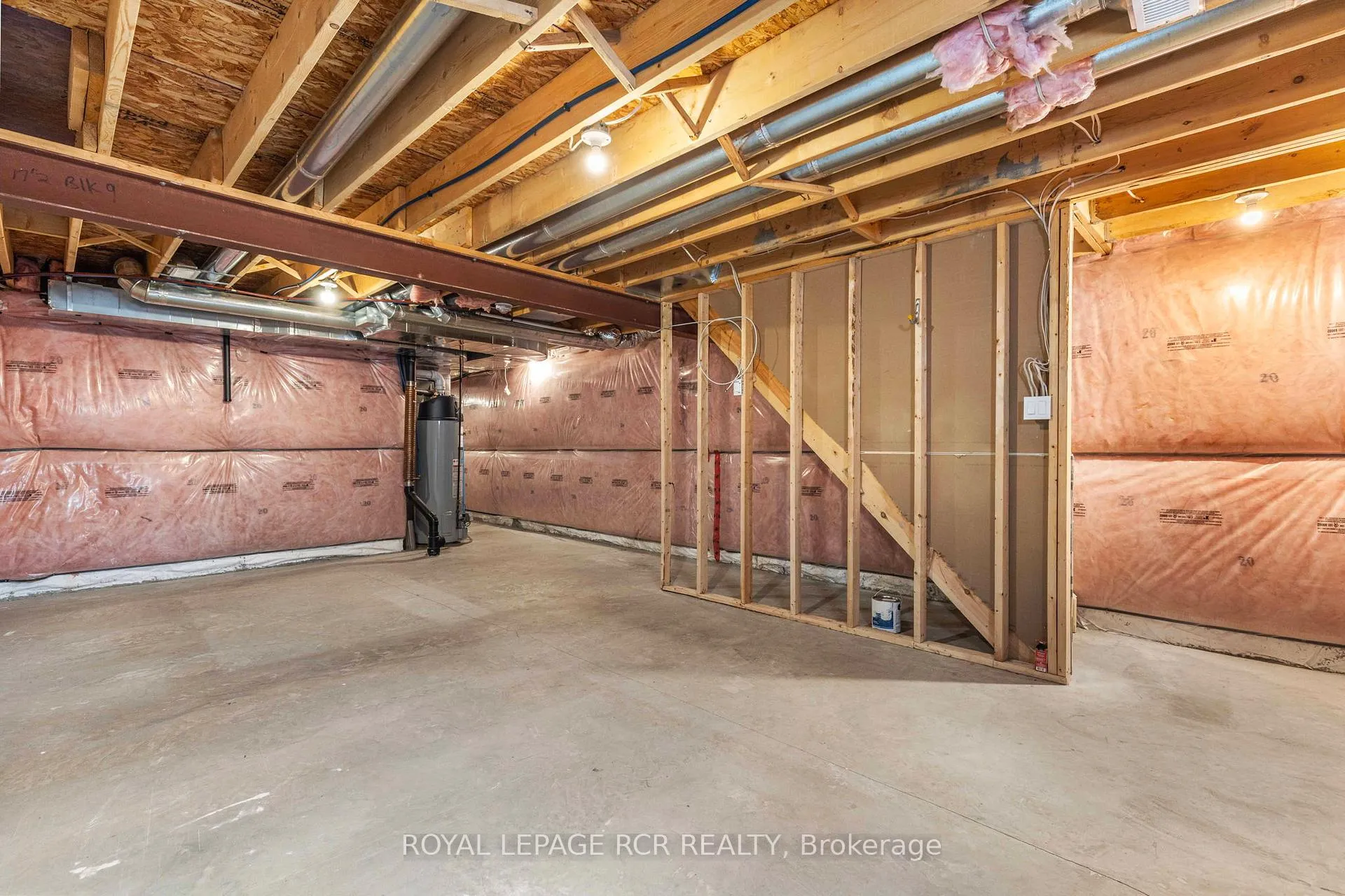 Photo 22 of 75 Winterton Court, Orangeville — HOMEH