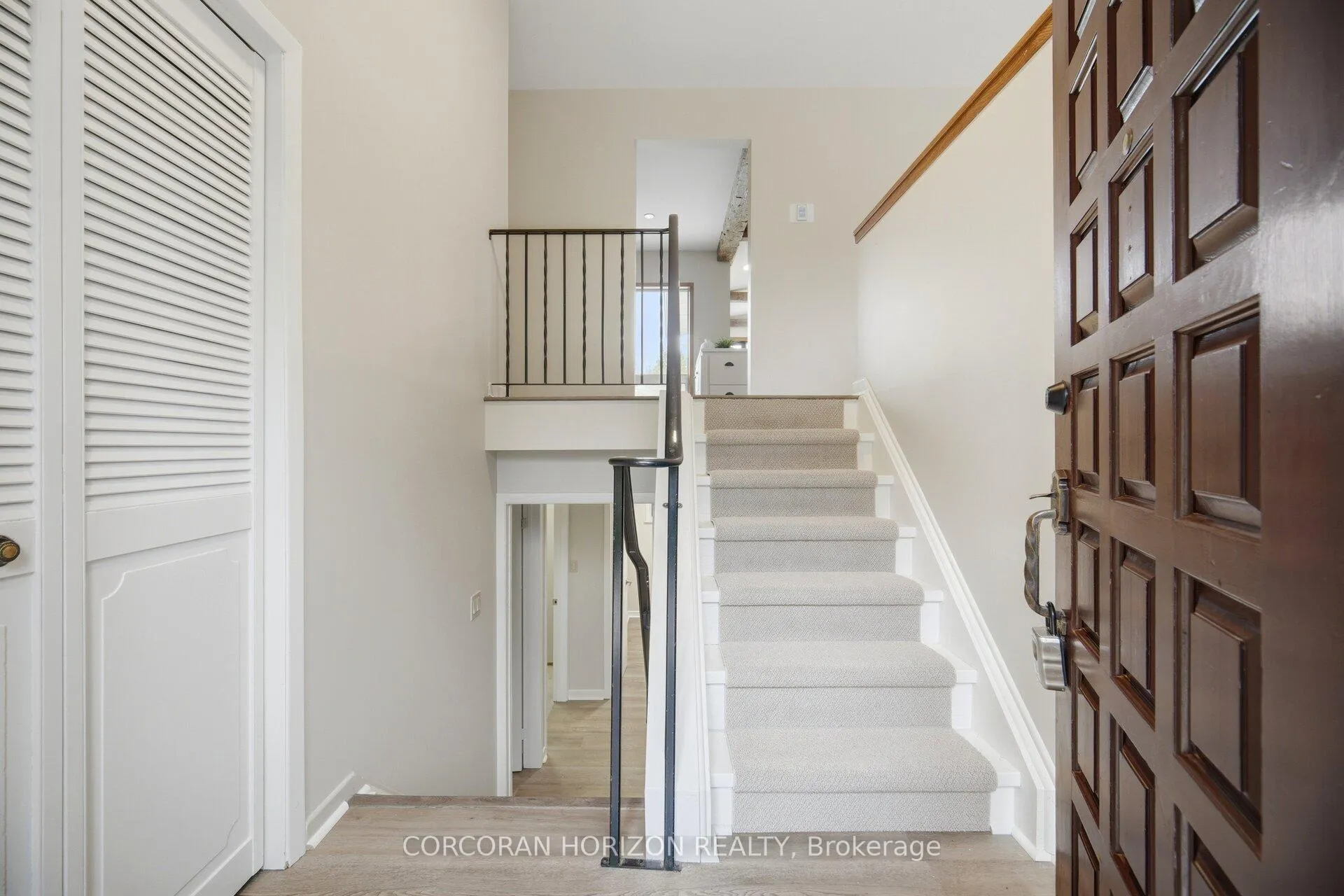 Photo 9 of 475248 County 11 Road, Amaranth, Rural Amaranth — HOMEH