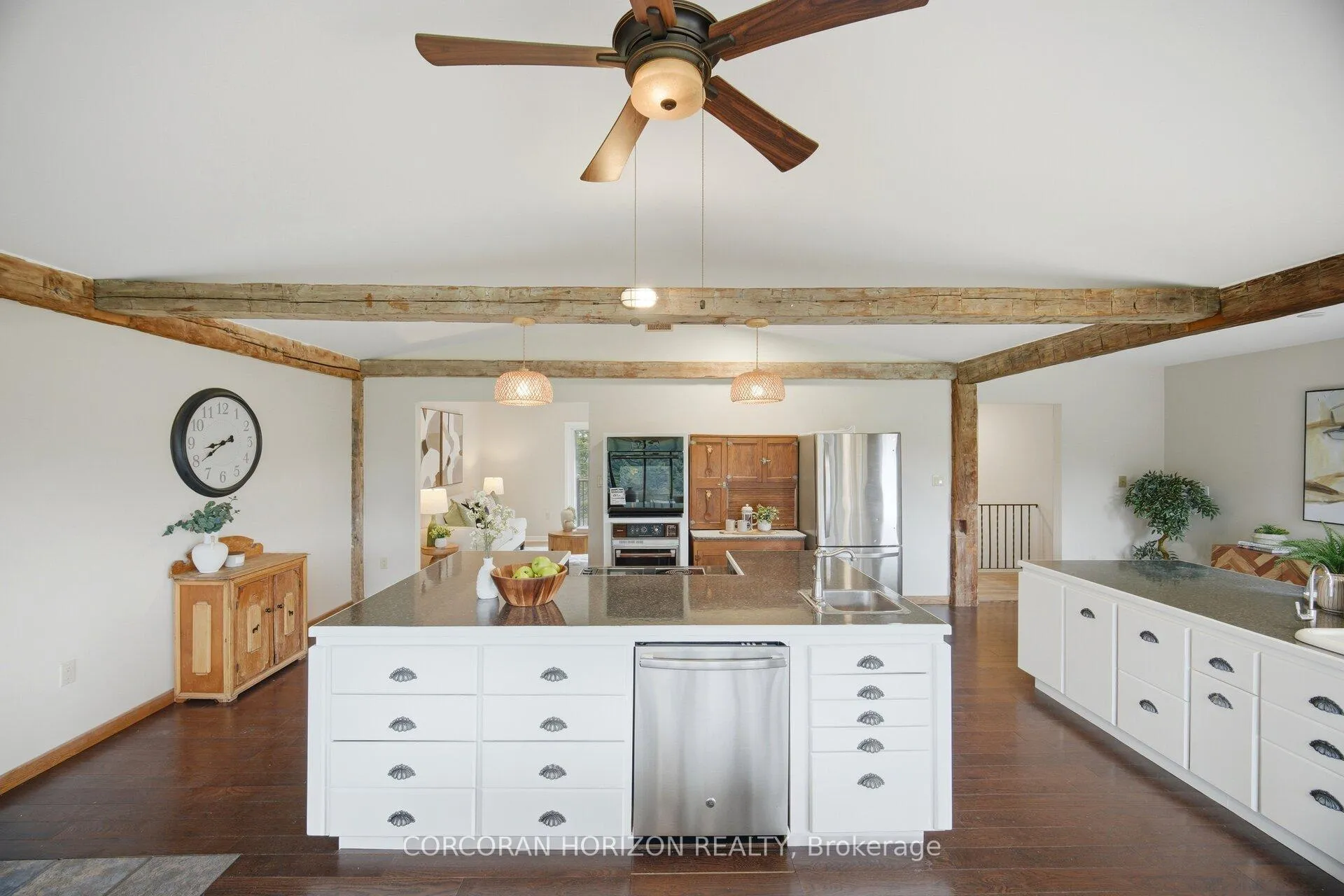 Photo 14 of 475248 County 11 Road, Amaranth, Rural Amaranth — HOMEH