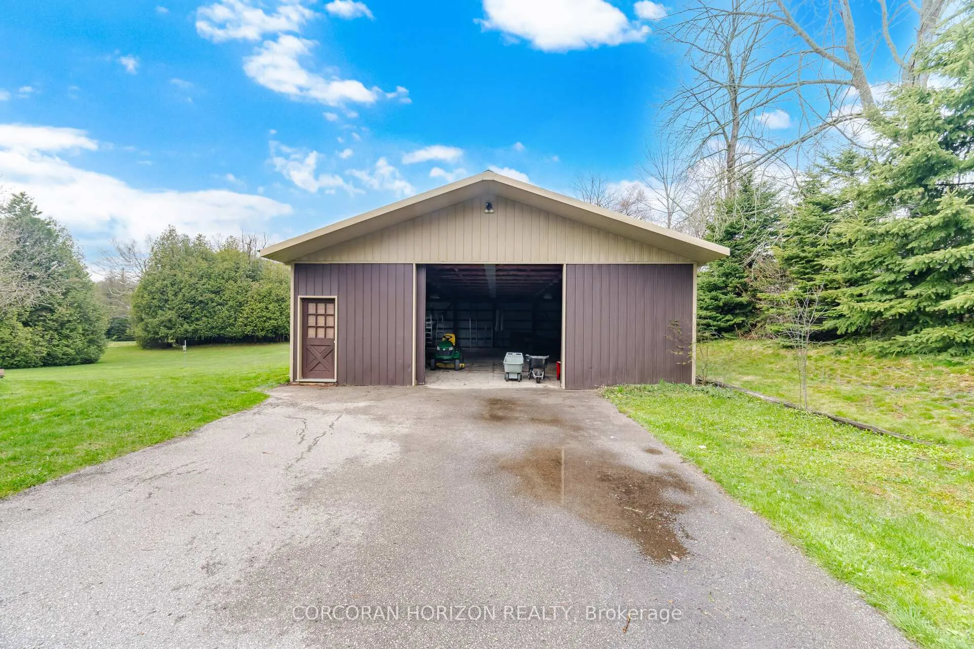 Photo 30 of 475248 County 11 Road, Amaranth, Rural Amaranth — HOMEH