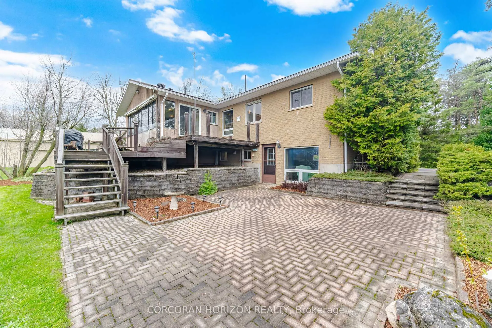 Photo 33 of 475248 County 11 Road, Amaranth, Rural Amaranth — HOMEH