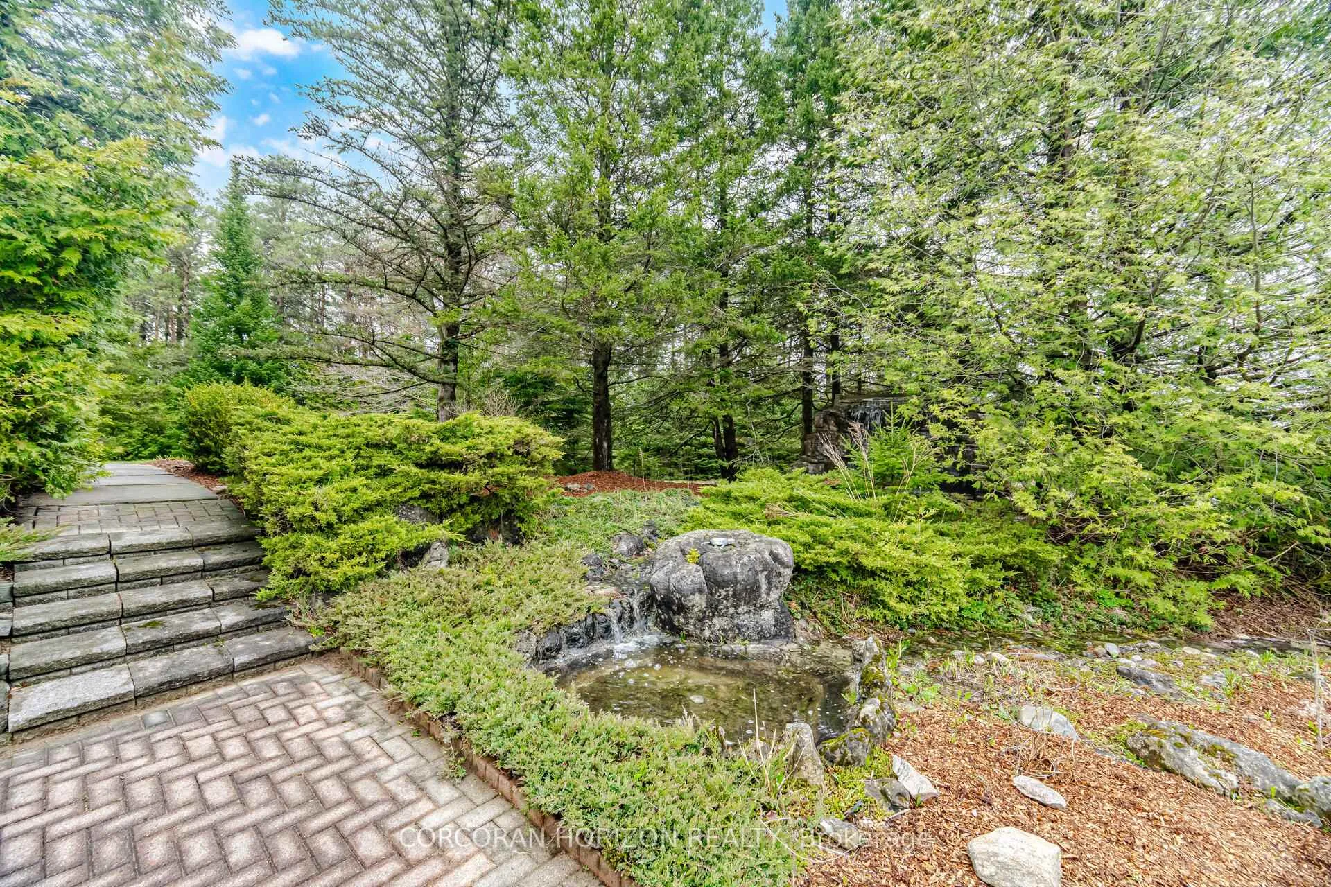 Photo 35 of 475248 County 11 Road, Amaranth, Rural Amaranth — HOMEH