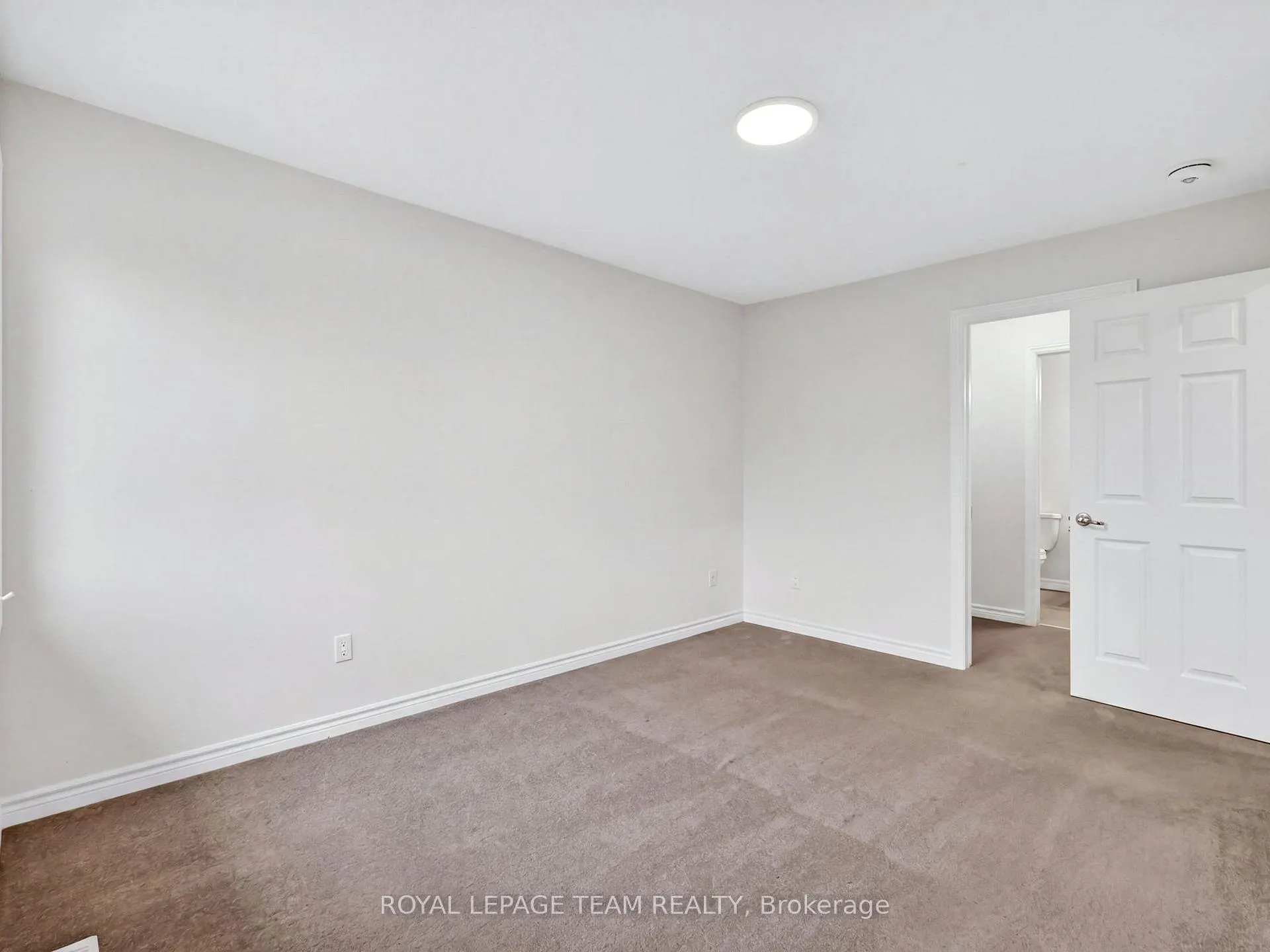 Photo 17 of 105 Walleye Private, Ottawa, Barrhaven - Half Moon Bay — HOMEH