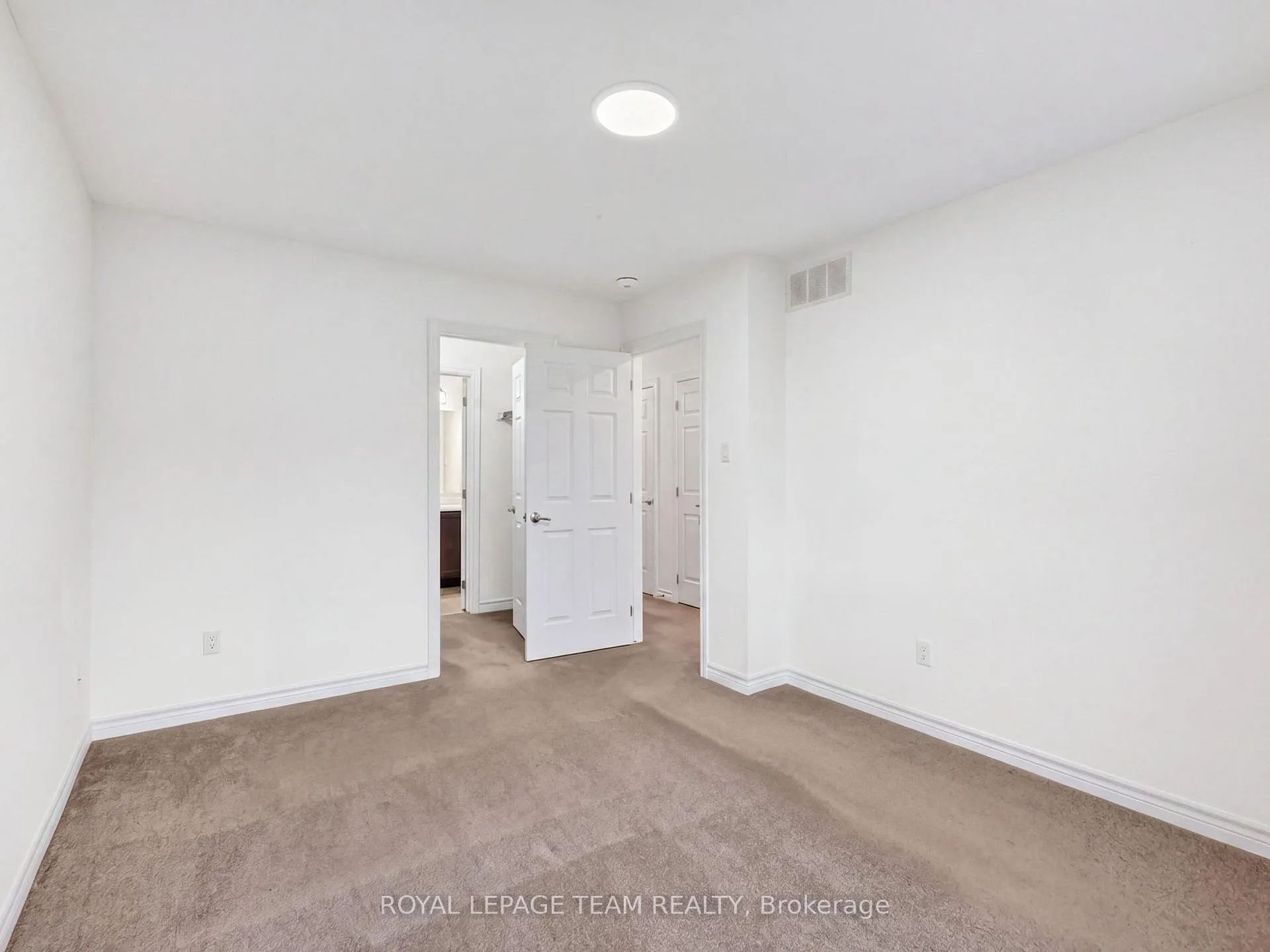 Photo 18 of 105 Walleye Private, Ottawa, Barrhaven - Half Moon Bay — HOMEH