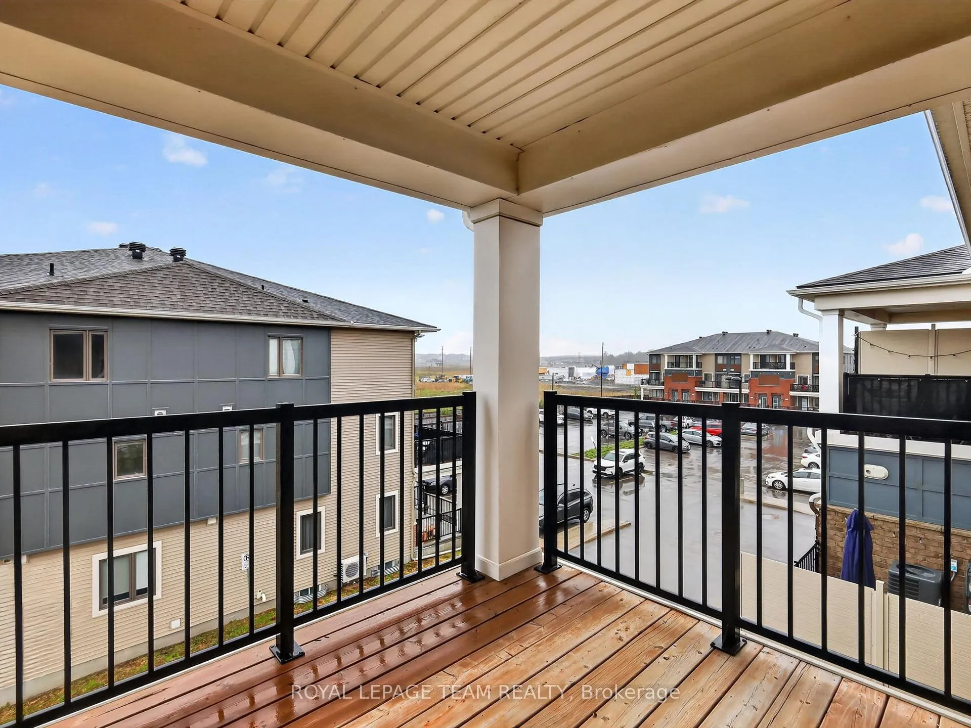Photo 25 of 105 Walleye Private, Ottawa, Barrhaven - Half Moon Bay — HOMEH
