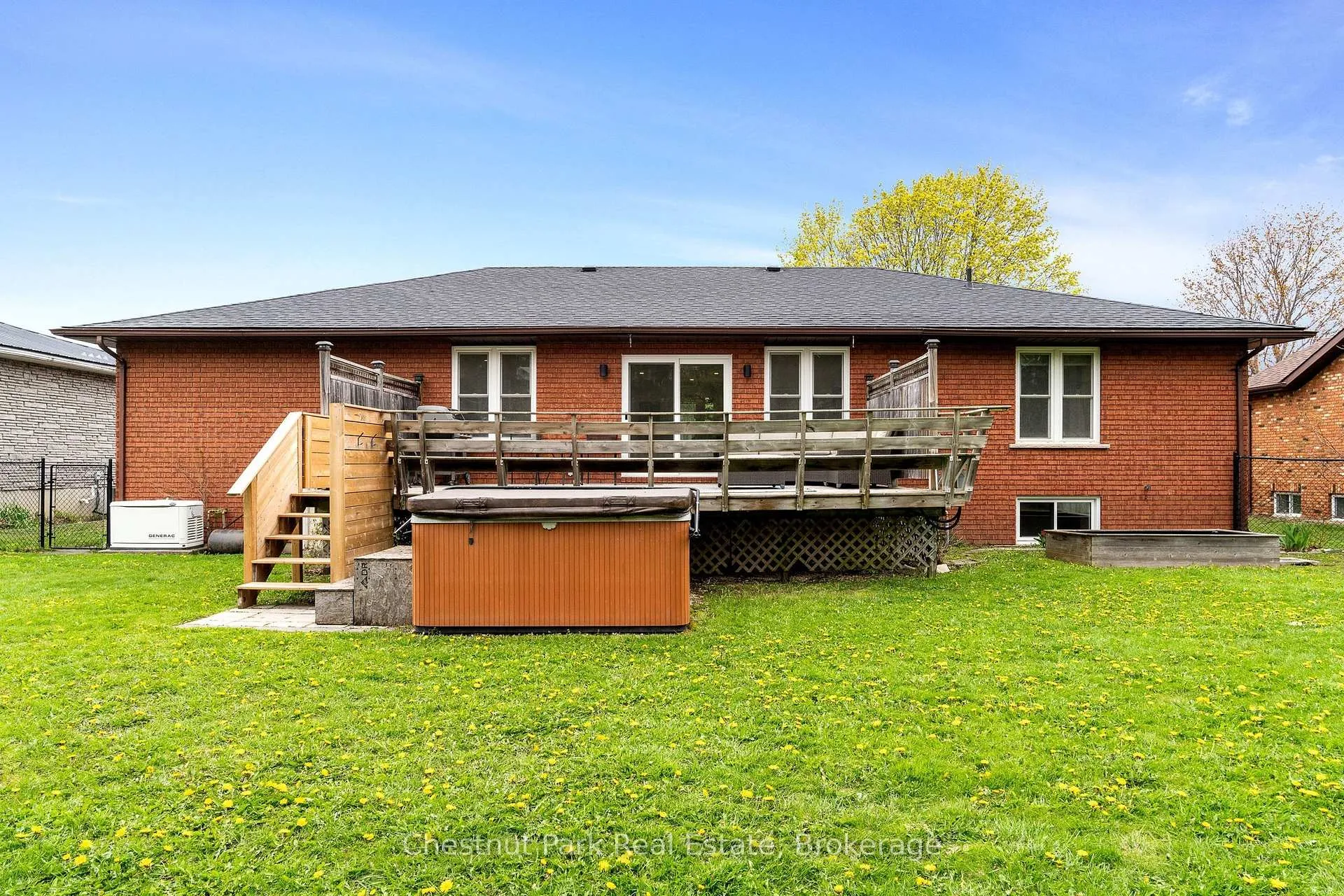 Photo 13 of 7 McKean Boulevard, Clearview, Nottawa — HOMEH